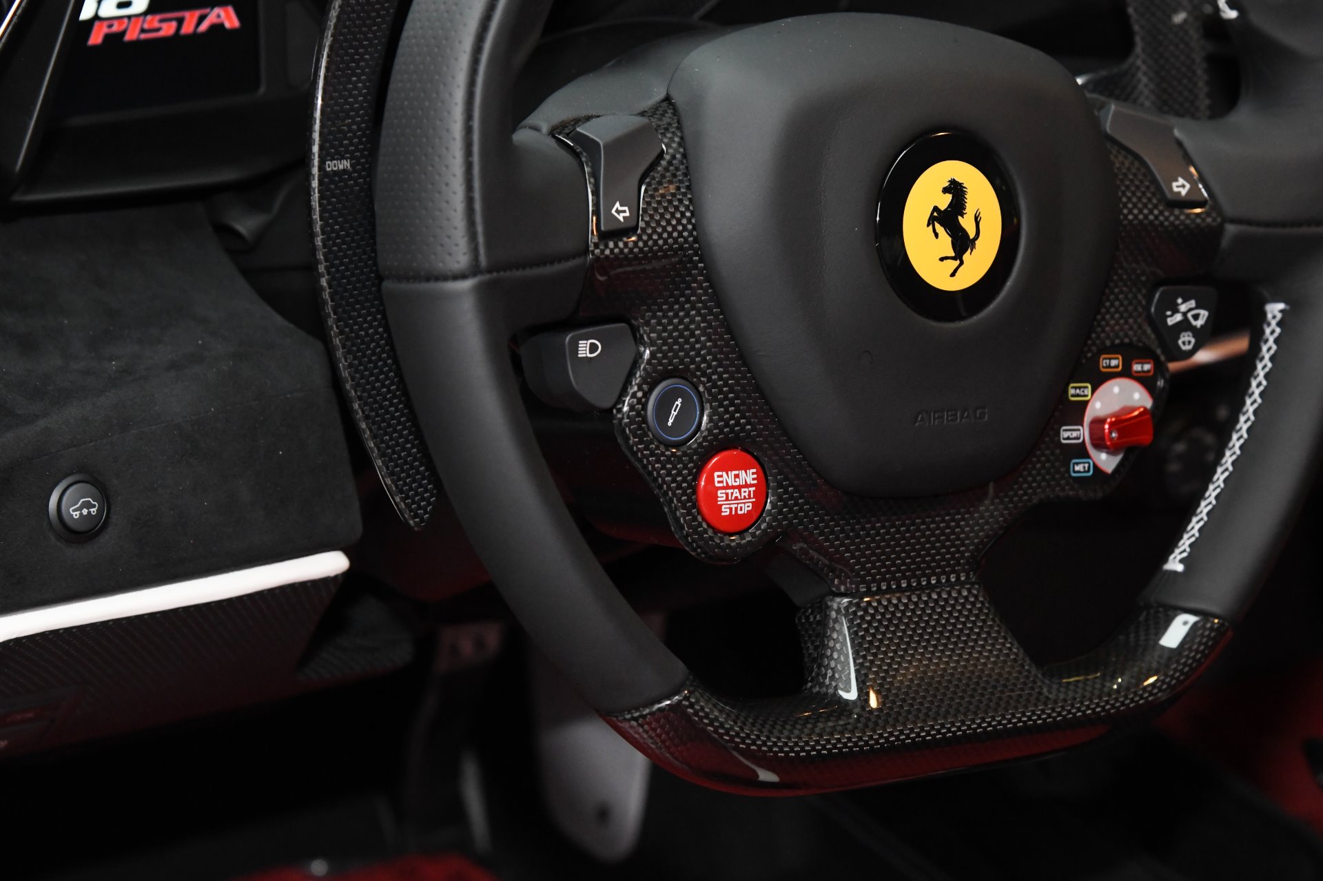 2020 Ferrari 488 Pista, 11/20