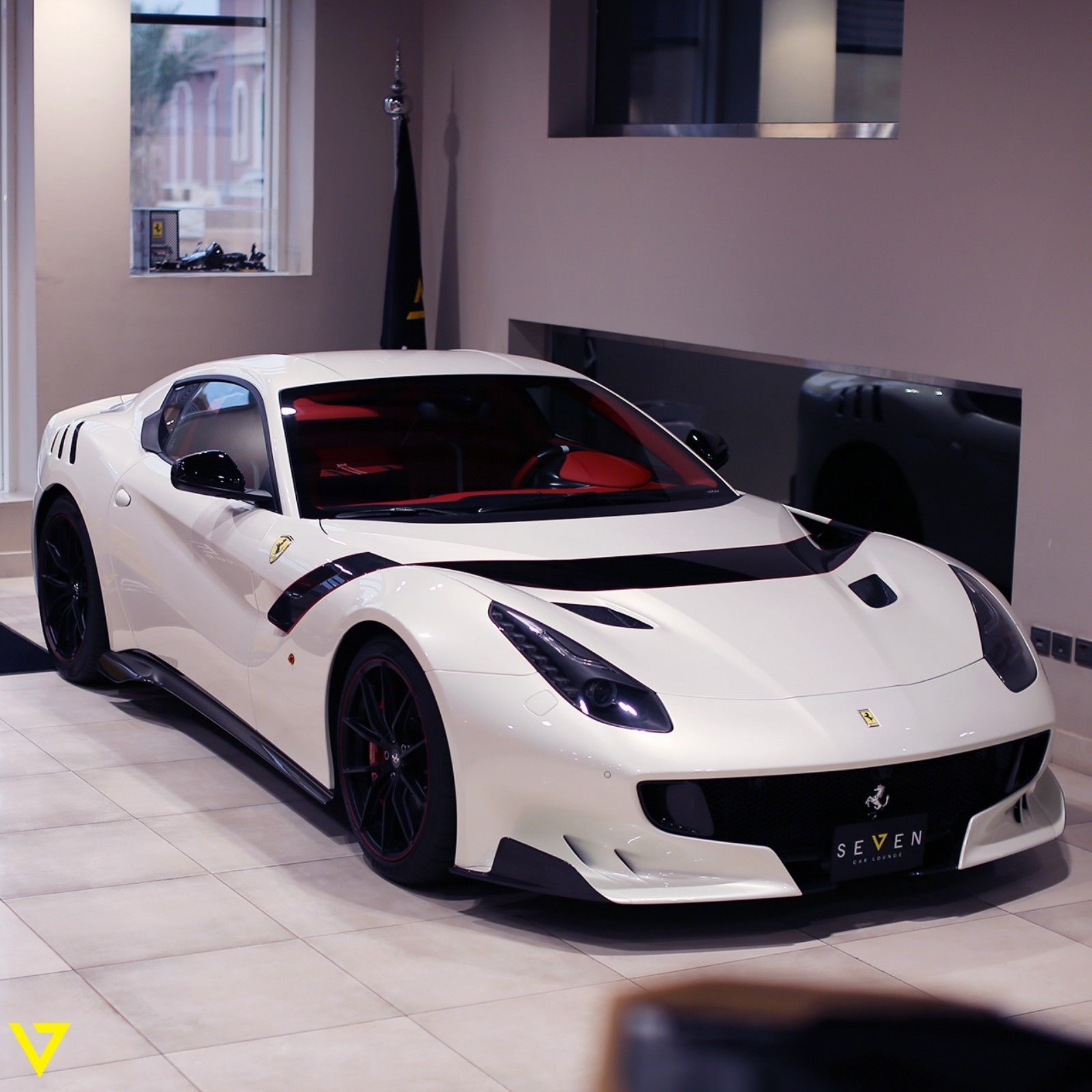 2016 Ferrari F12tdf, 3/9