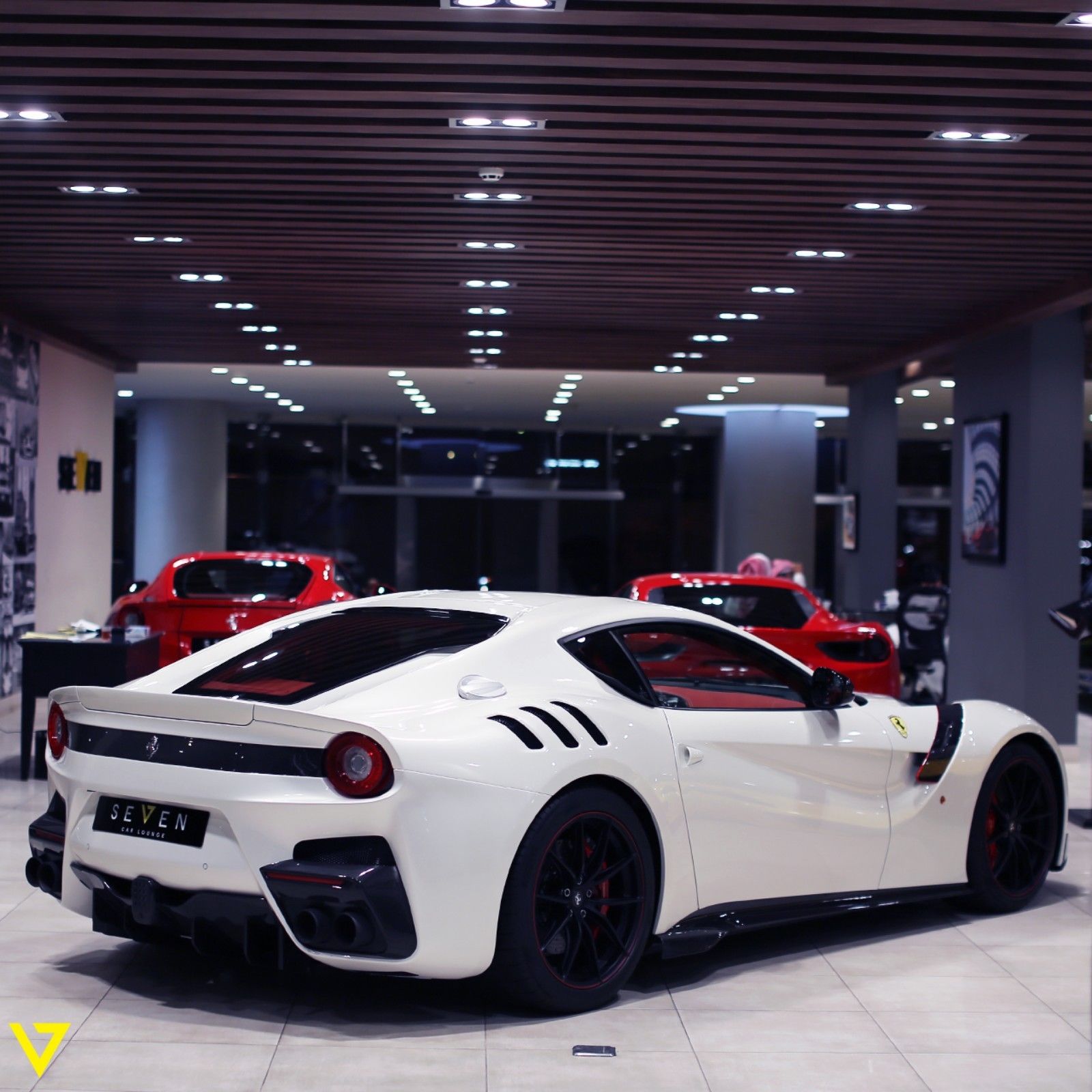 2016 Ferrari F12tdf, 6/9