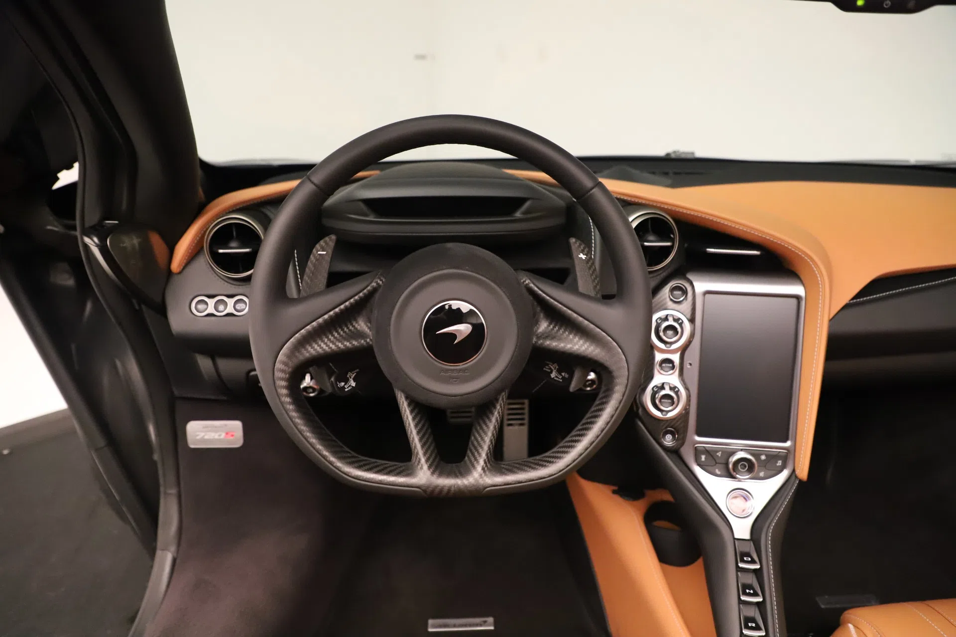 2020 McLaren 720S SPIDER Convertible interior