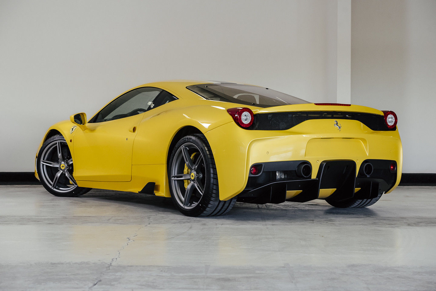 2016 Ferrari 458 Speciale, 3/20