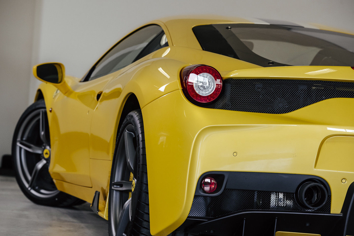 2016 Ferrari 458 Speciale, 6/20