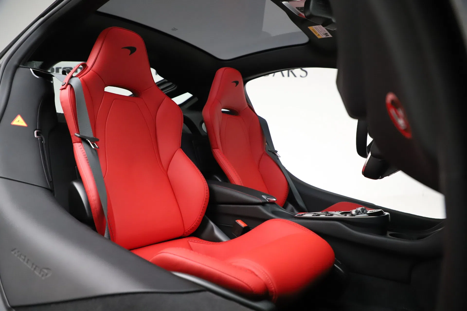 2020 McLaren GT Coupe interior, seats