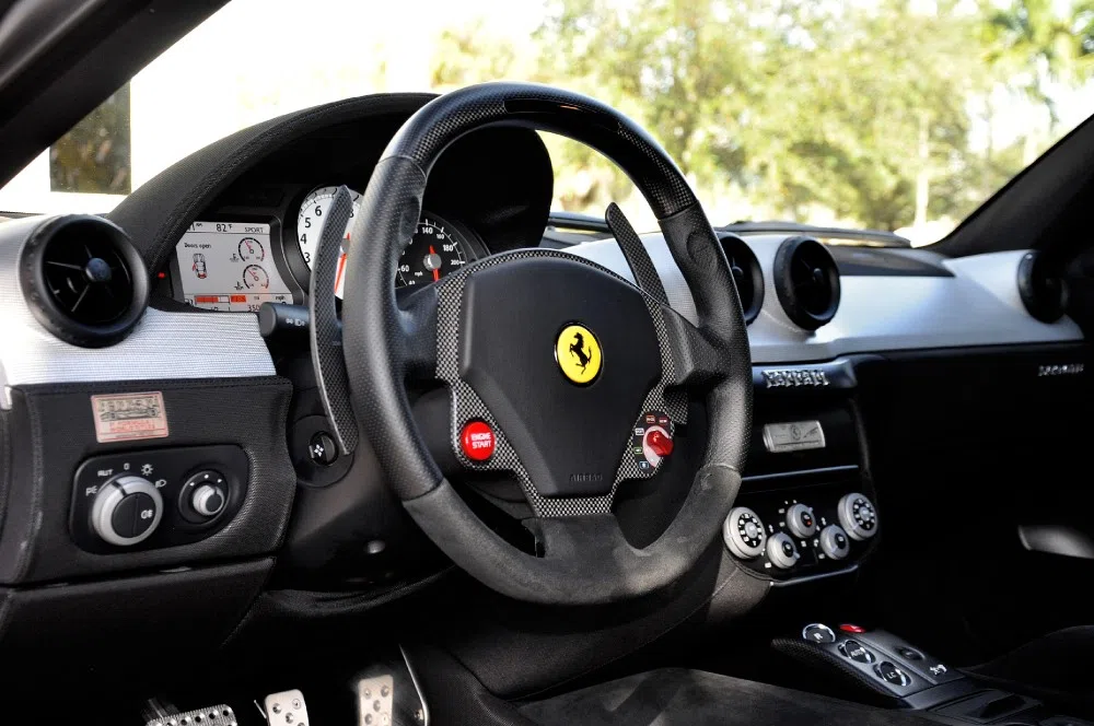 2011 Ferrari 599 GTB 60 F1 Alonso Final Edition interior