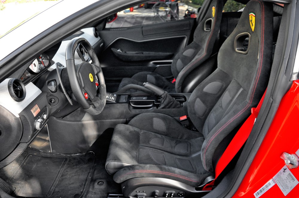 2011 Ferrari 599 GTB 60 F1 Alonso Final Edition, 17/20