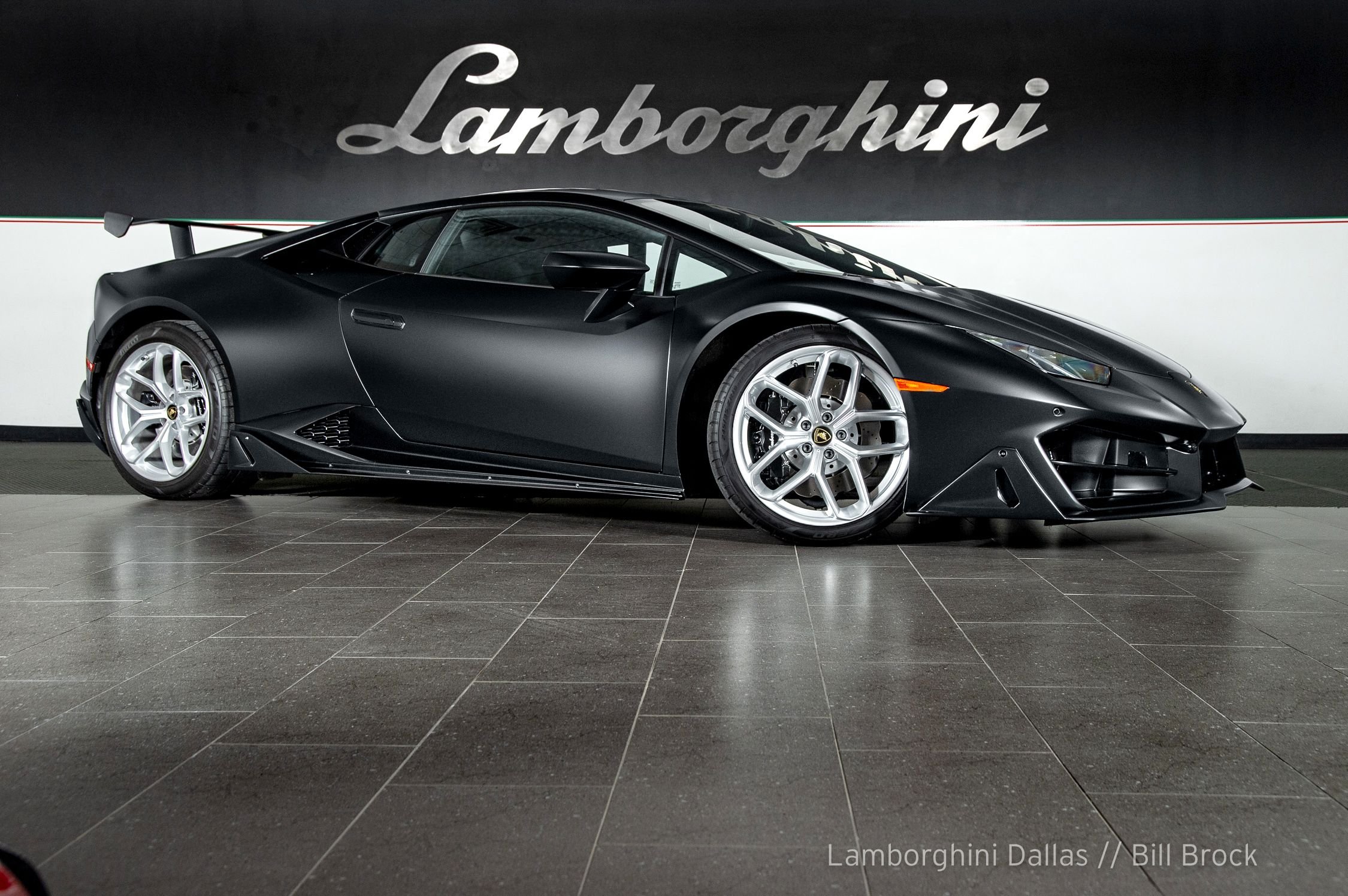 2019 Lamborghini Huracan LP580-2, 12/16