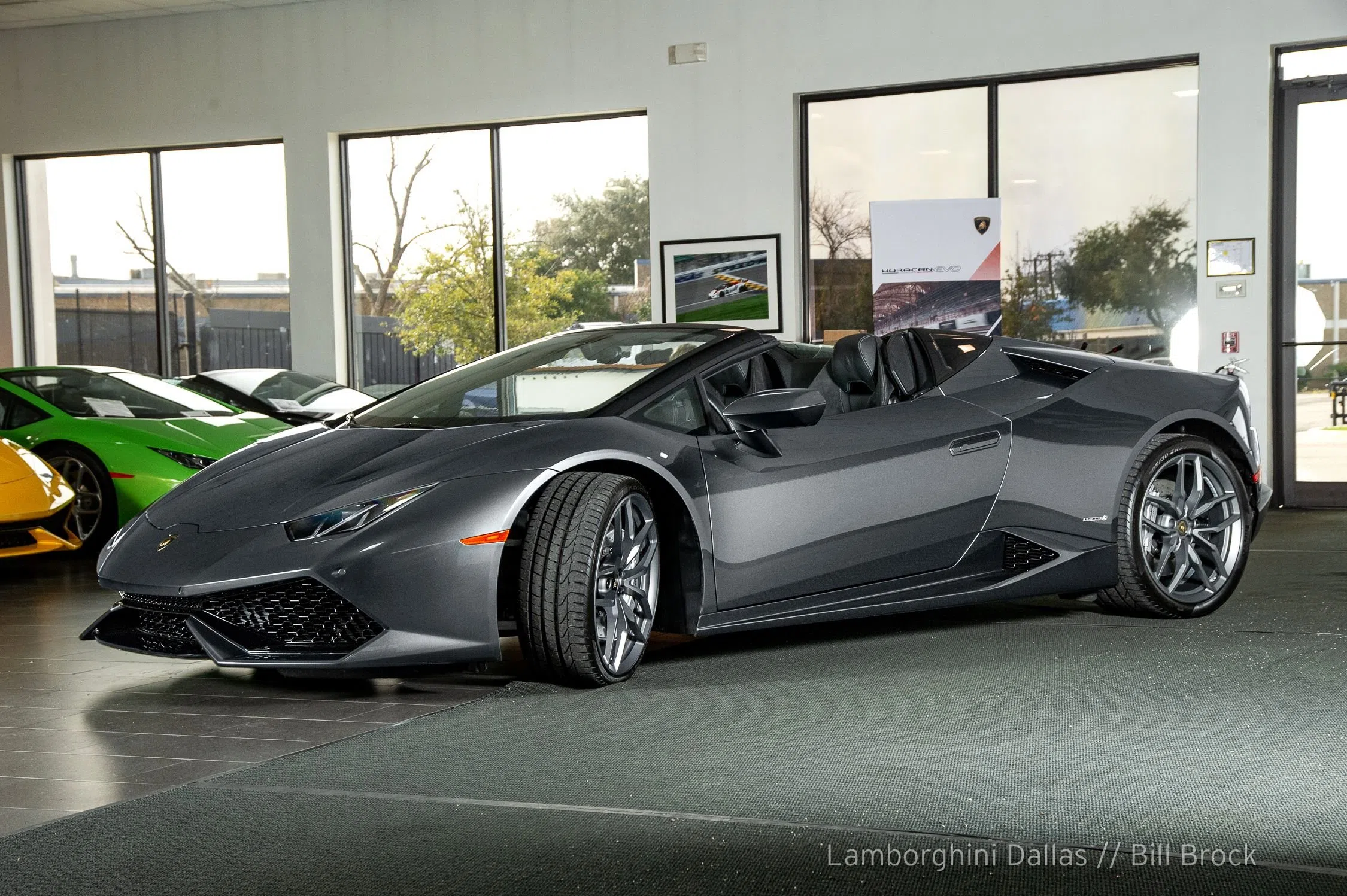 2016 Lamborghini Huracan Spyder