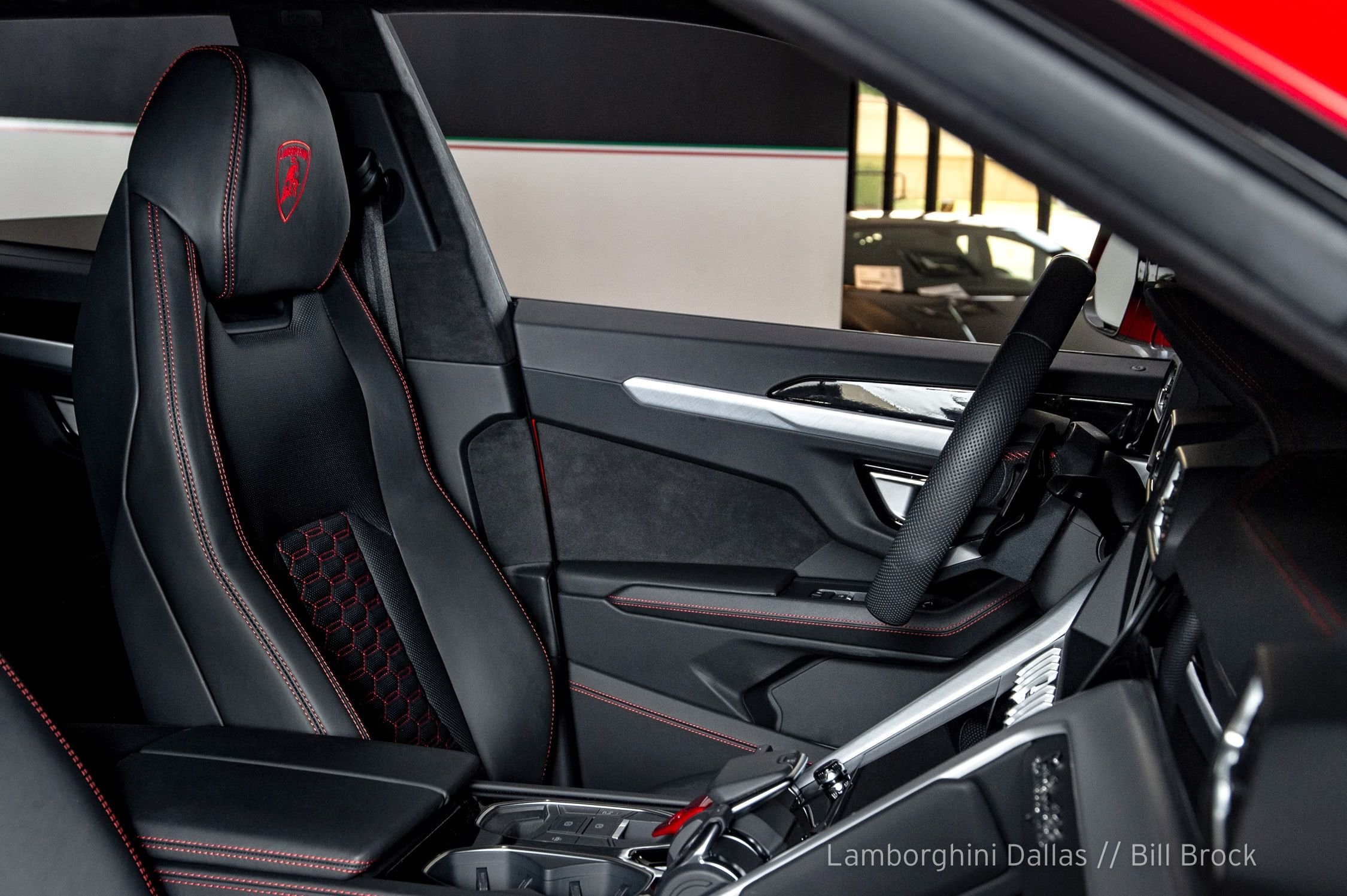 2019 Lamborghini Urus, 3/13