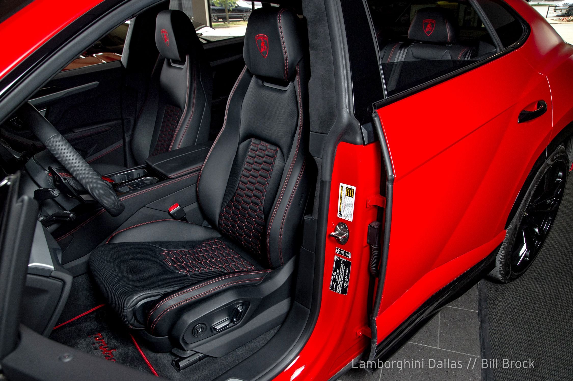 2019 Lamborghini Urus, 9/13