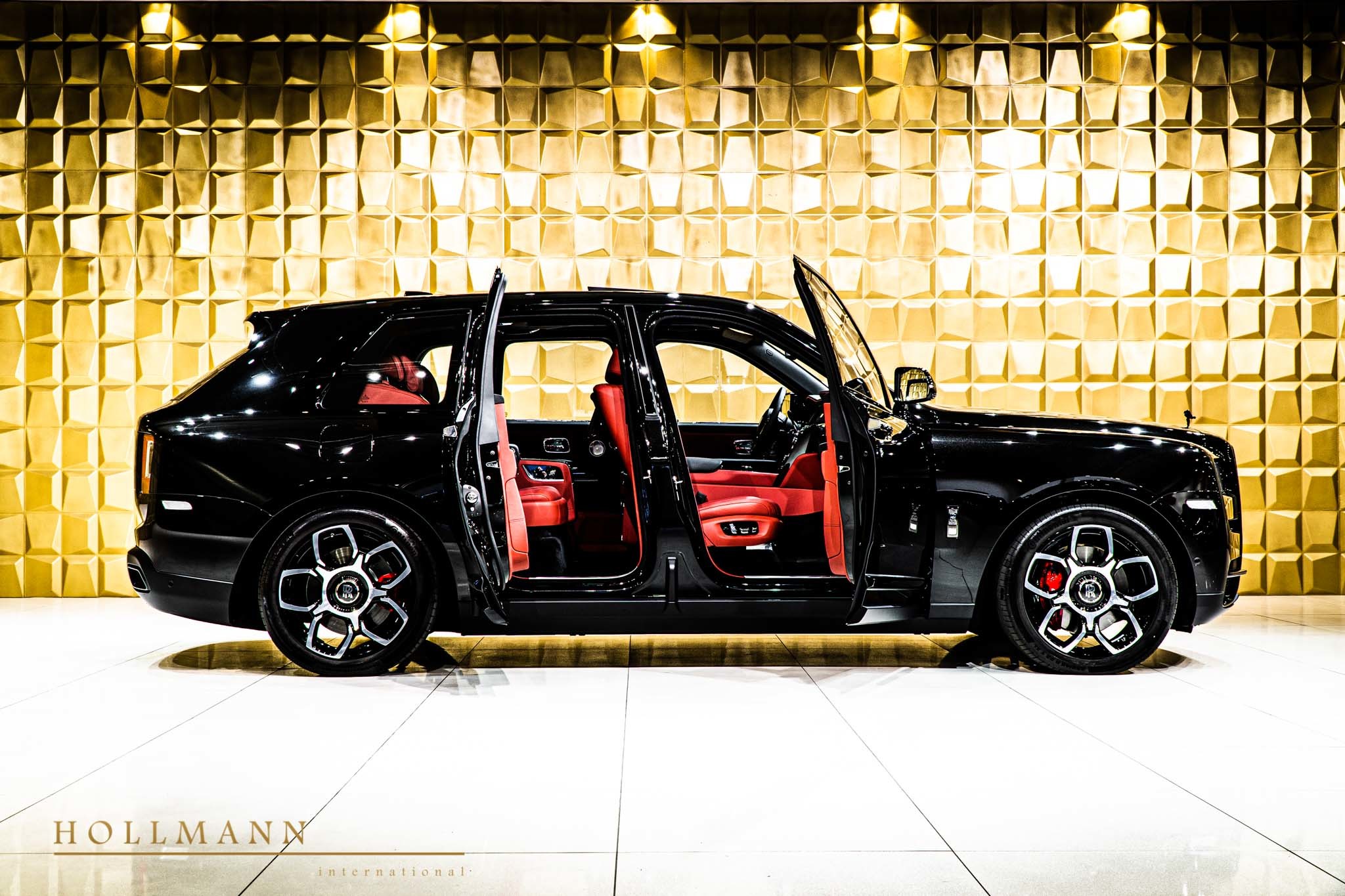 2020 Rolls-Royce Cullinan Black Badge