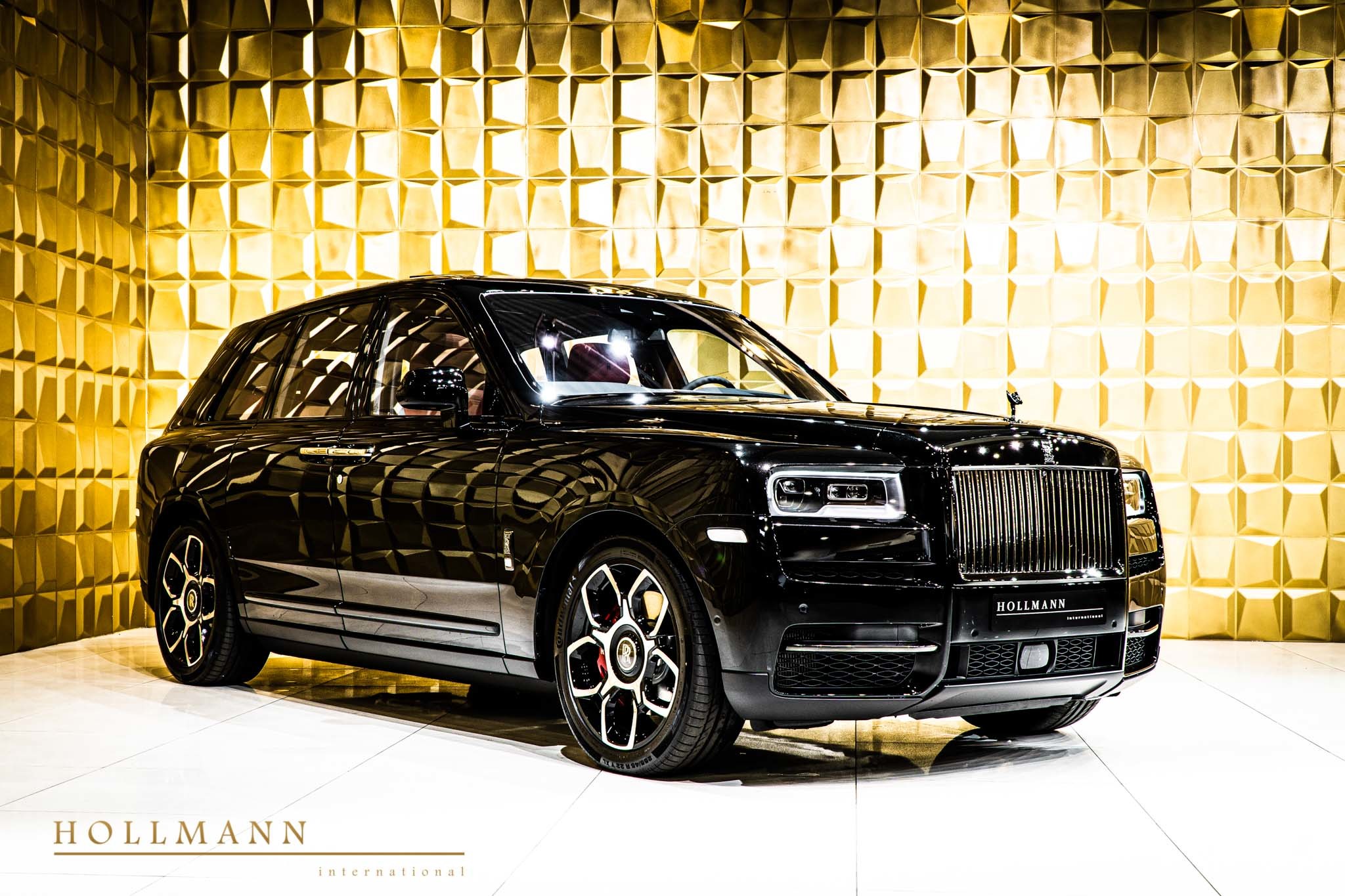 2020 Rolls-Royce Cullinan Black Badge, 3/20