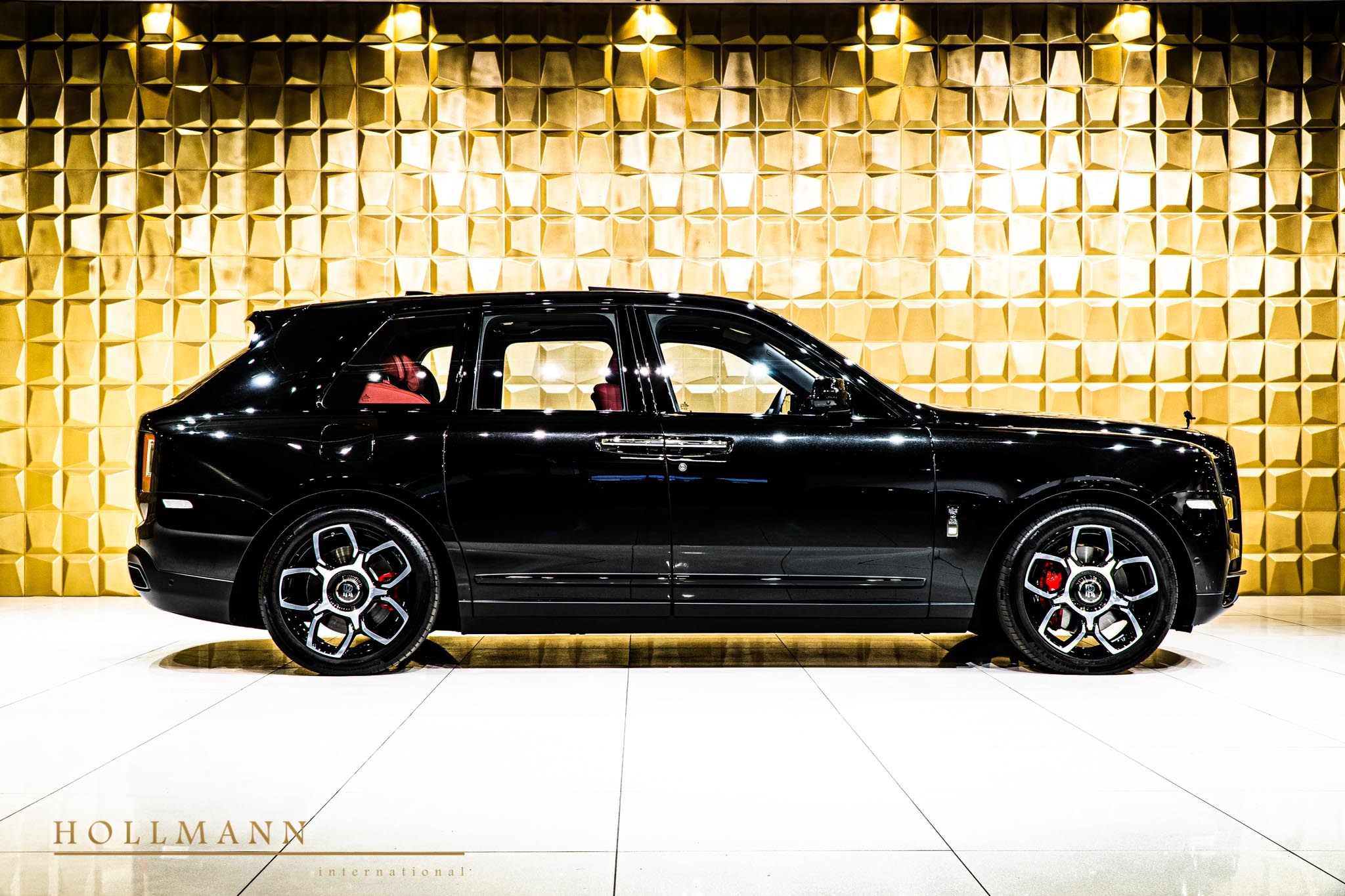 2020 Rolls-Royce Cullinan Black Badge, 7/20