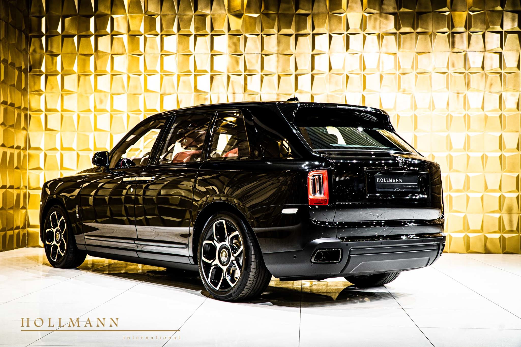 2020 Rolls-Royce Cullinan Black Badge, 9/20