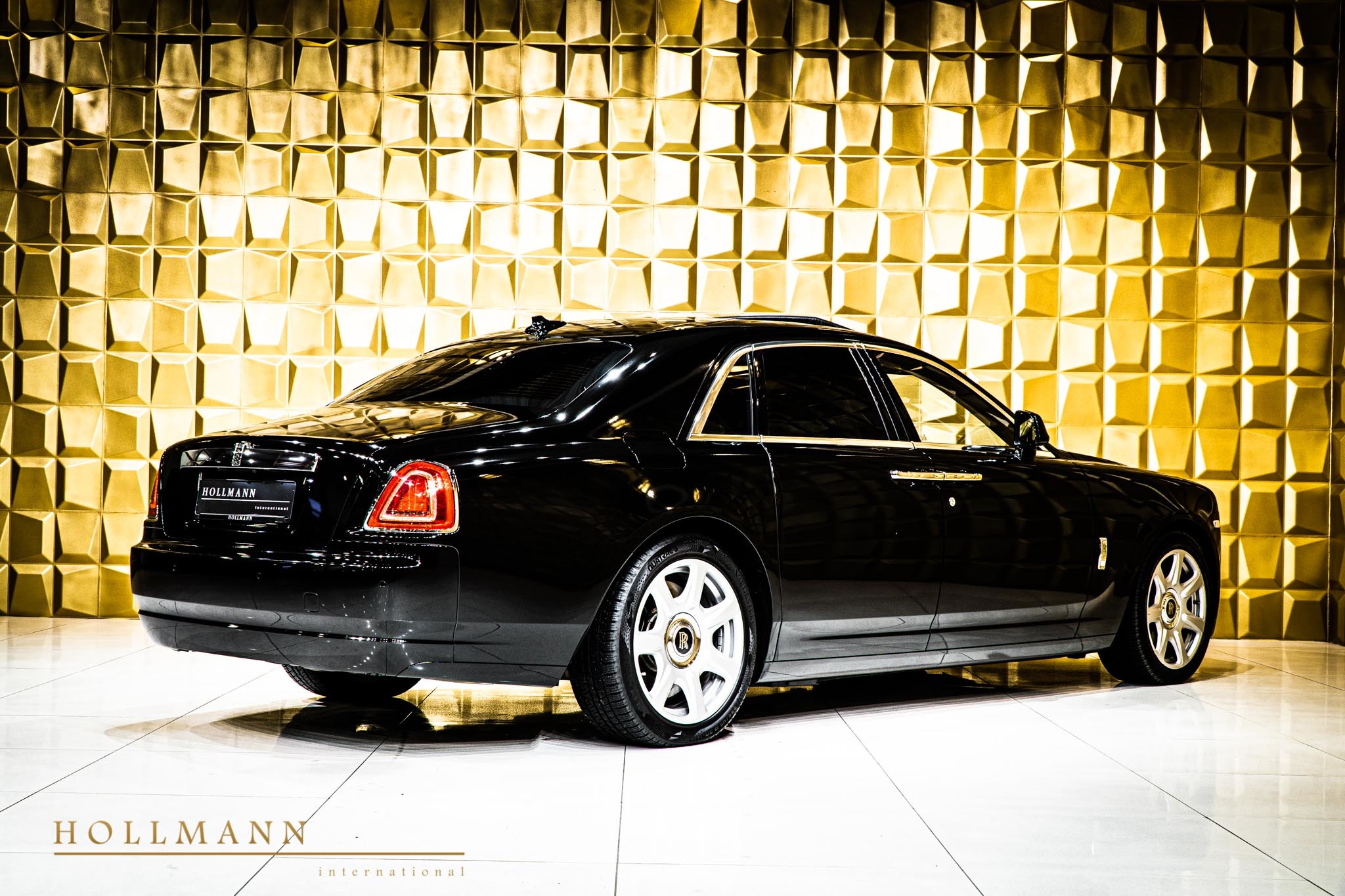 2015 Rolls-Royce Ghost, 9/20