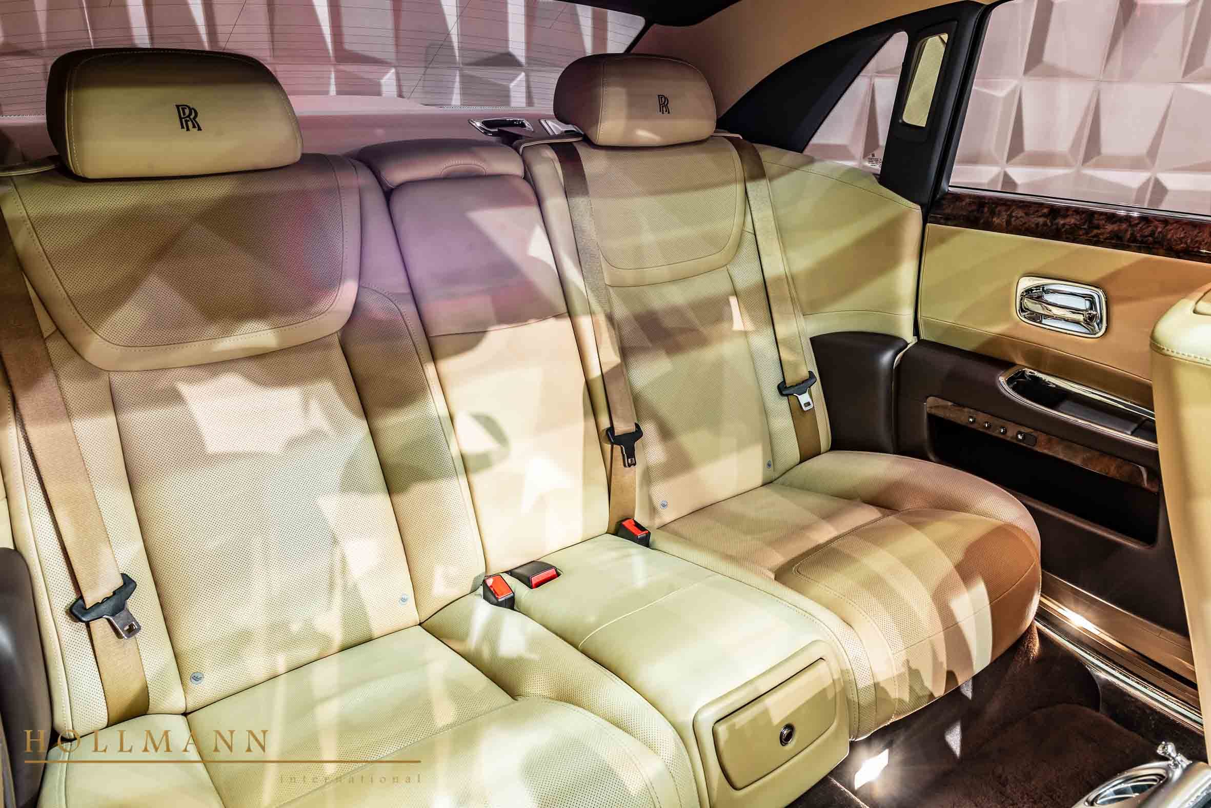 2015 Rolls-Royce Ghost, 14/20