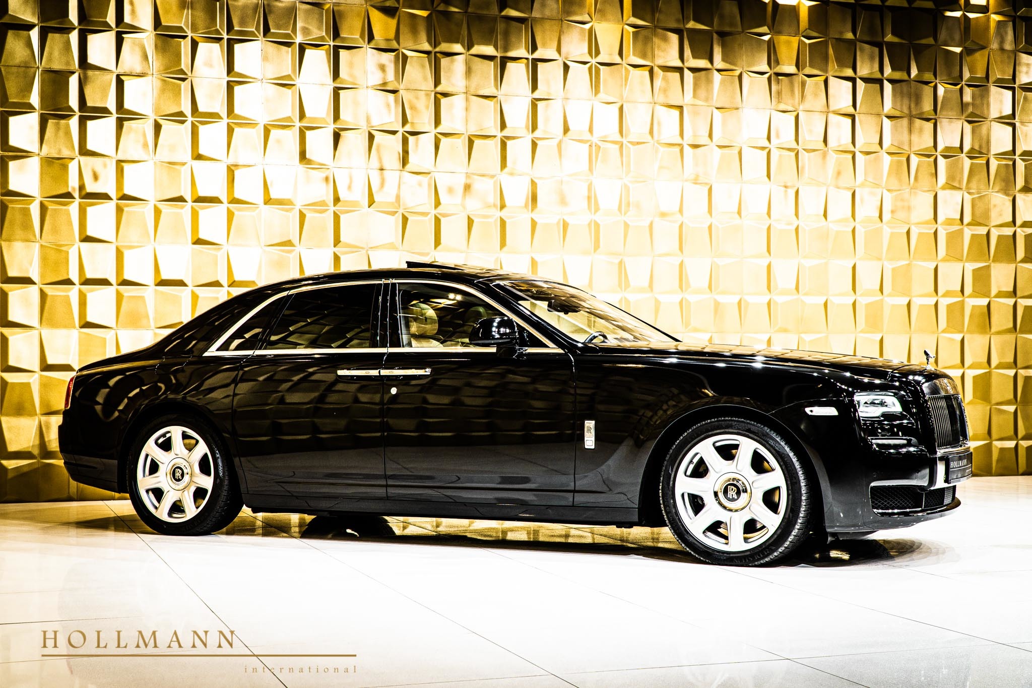2015 Rolls-Royce Ghost, 19/20