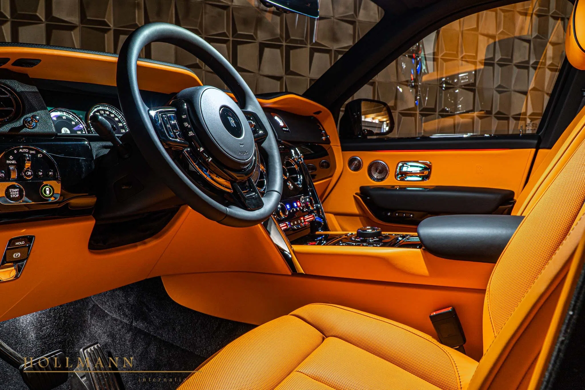 2020 Mansory Cullinan interior, Mugello Red