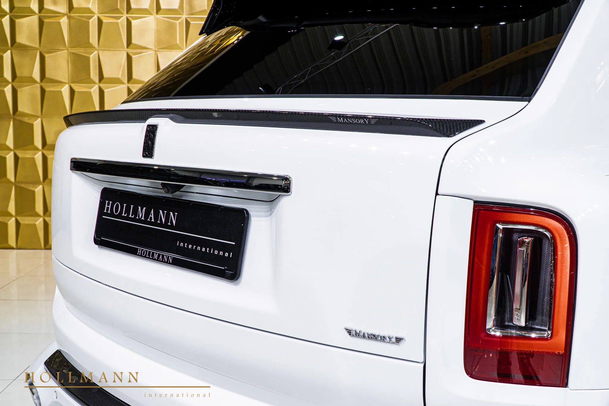 2020 Mansory Cullinan for sale, exterior, Arctic White