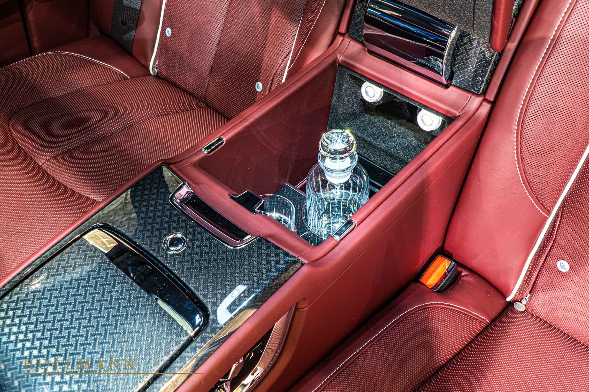 2020 Rolls-Royce Cullinan Black Badge, 36/39