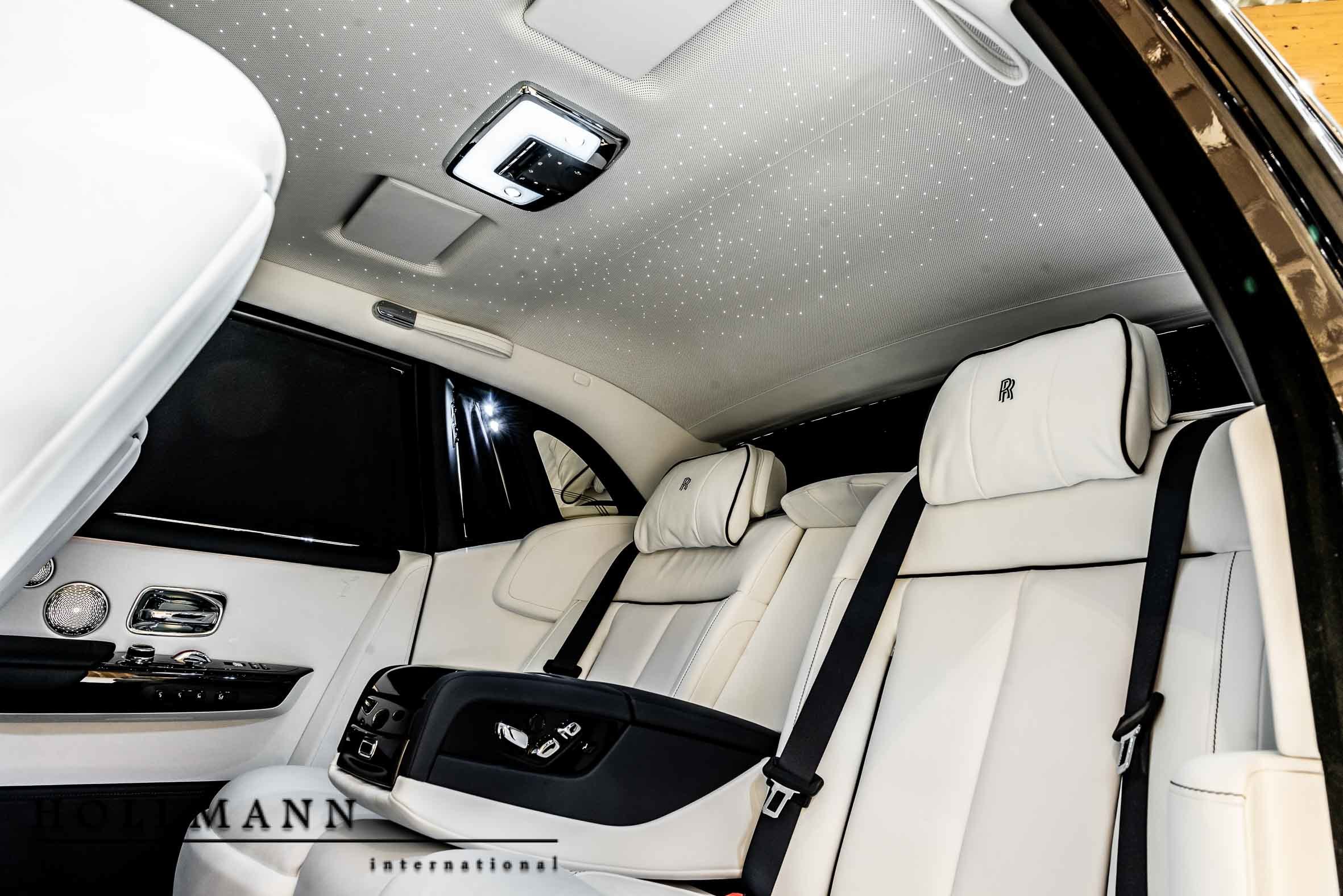 2020 Rolls-Royce Phantom VIII, 14/20