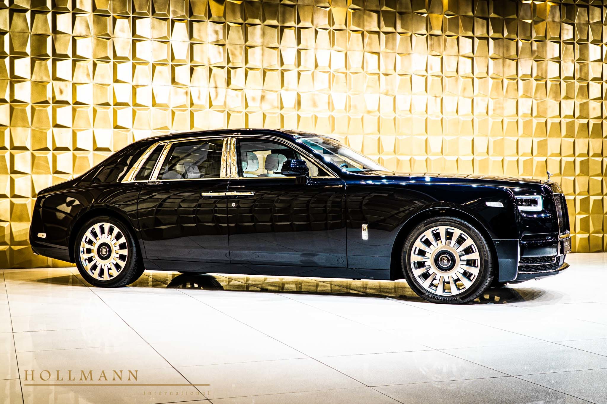 2020 Rolls-Royce Phantom VIII, 19/20