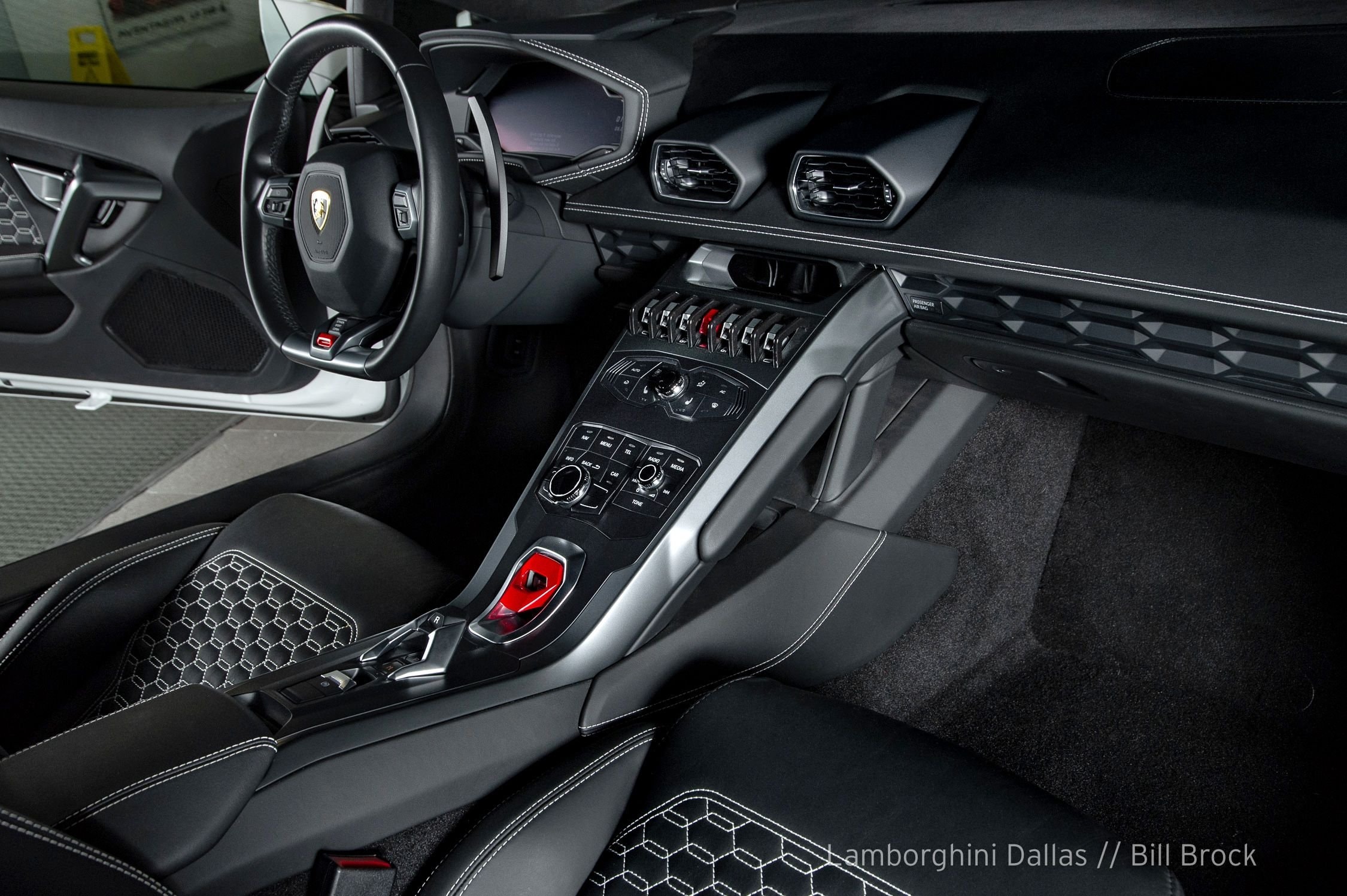 2017 Lamborghini Huracan LP580-2, 2/13