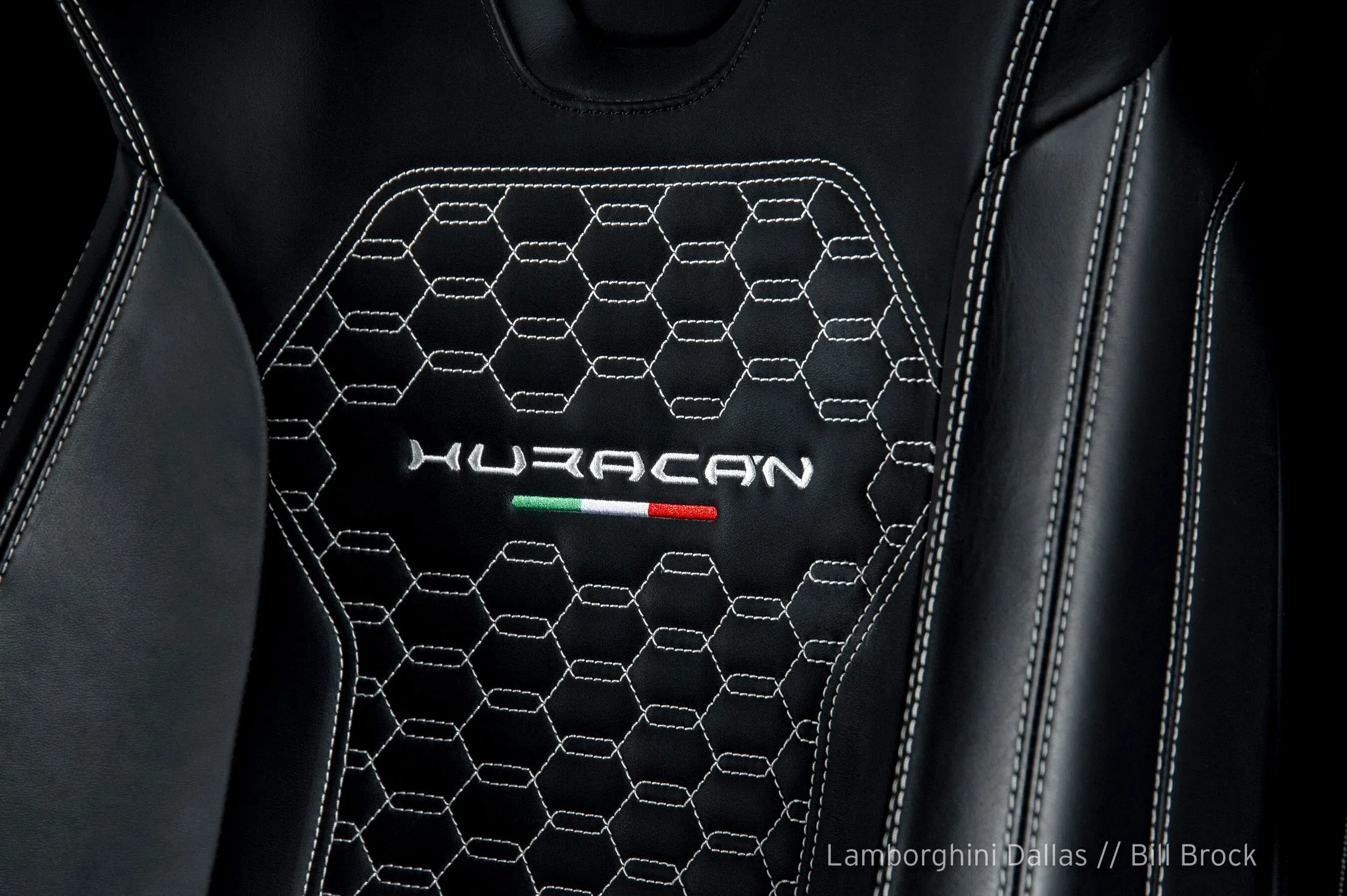 2017 Lamborghini Huracan LP580-2 interior