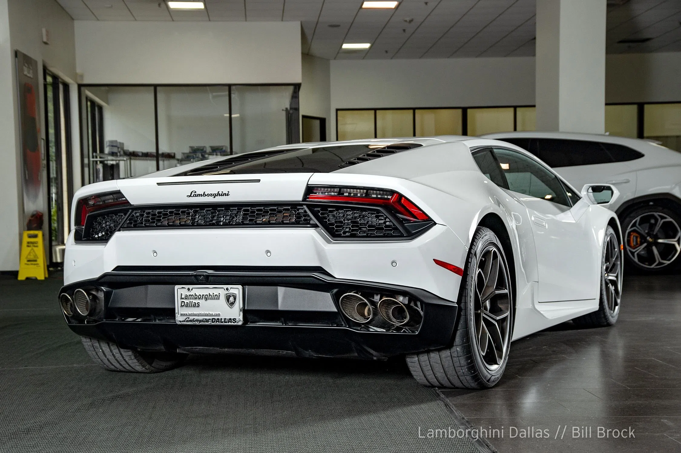 2017 Lamborghini Huracan LP580-2 for sale, exterior