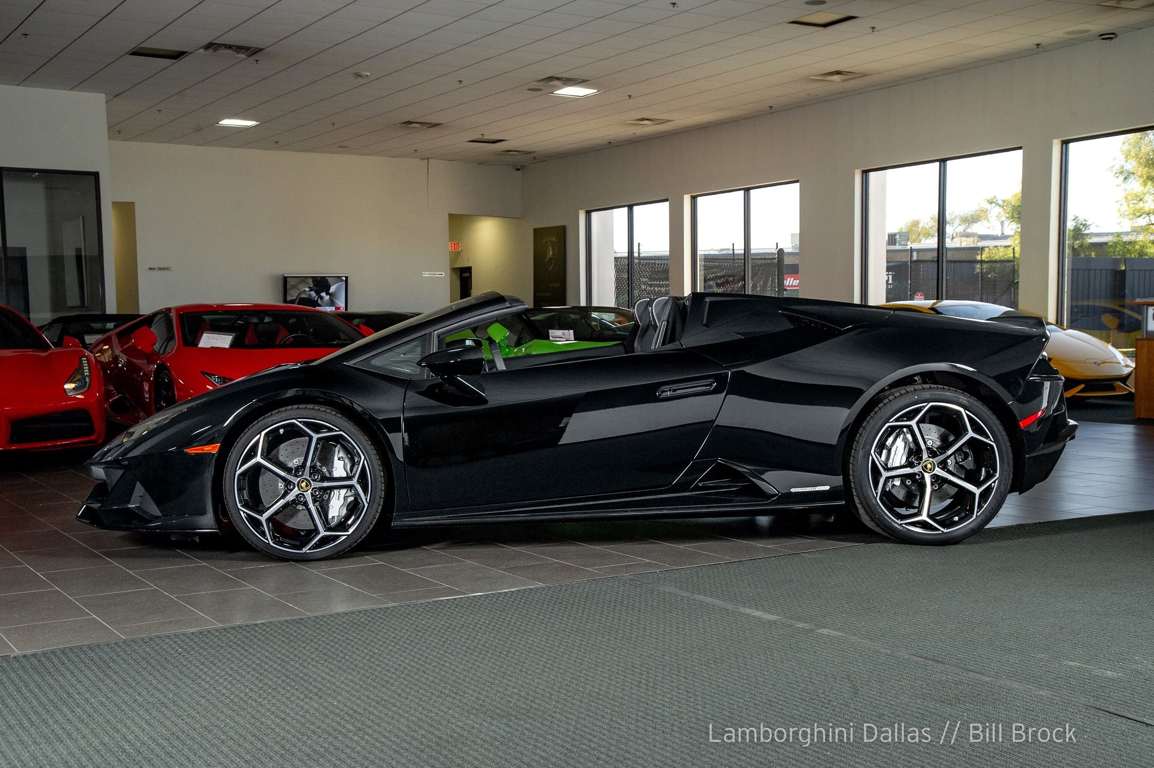 2020 Lamborghini Huracan EVO Spyder, 13/15