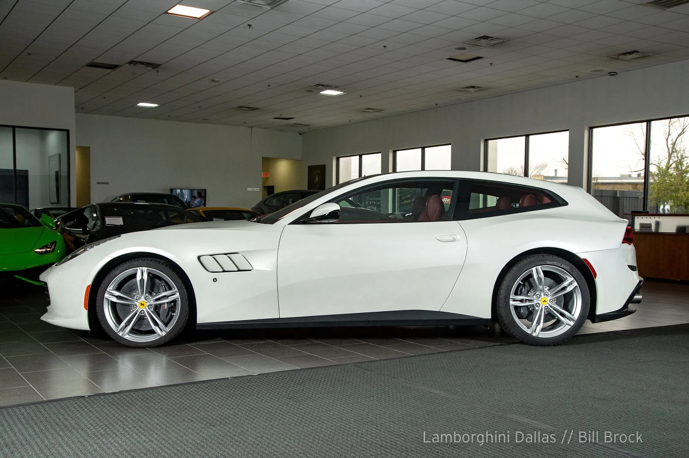 2018 Ferrari GTC4 Lusso for sale, exterior, Bianco Italia