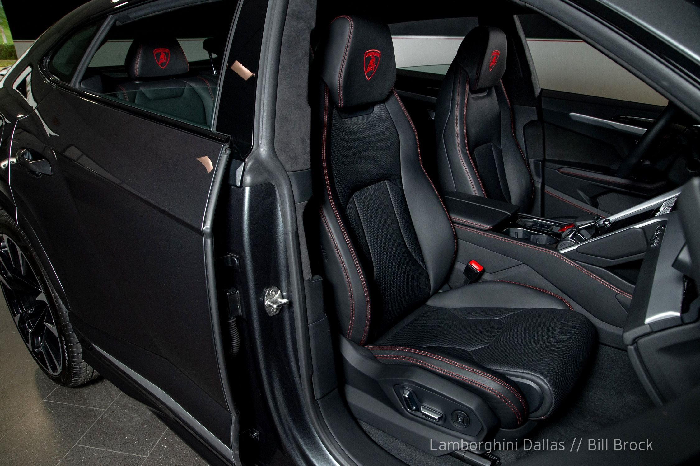 2019 Lamborghini Urus, 11/20