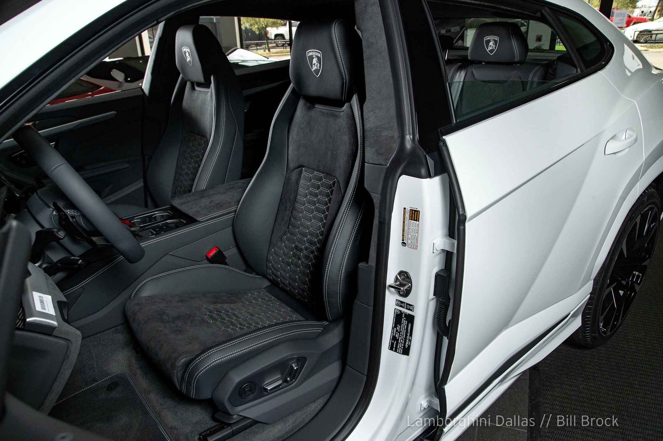 Lamborghini Urus, 5/15