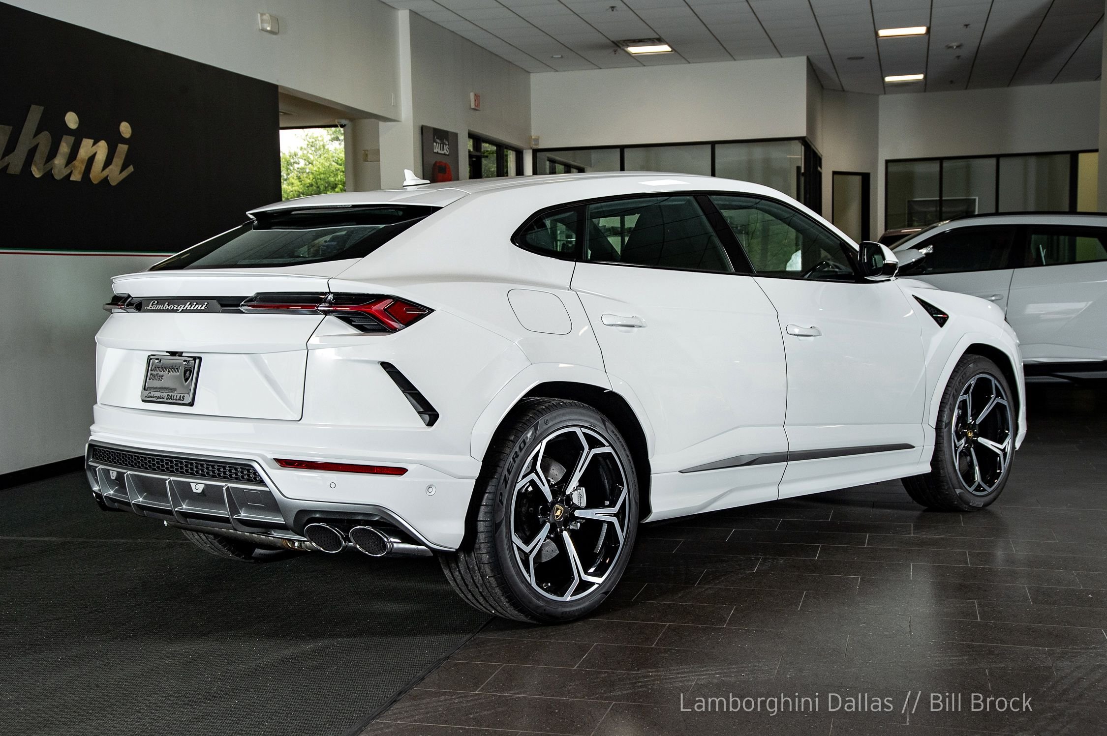 Lamborghini Urus, 15/15