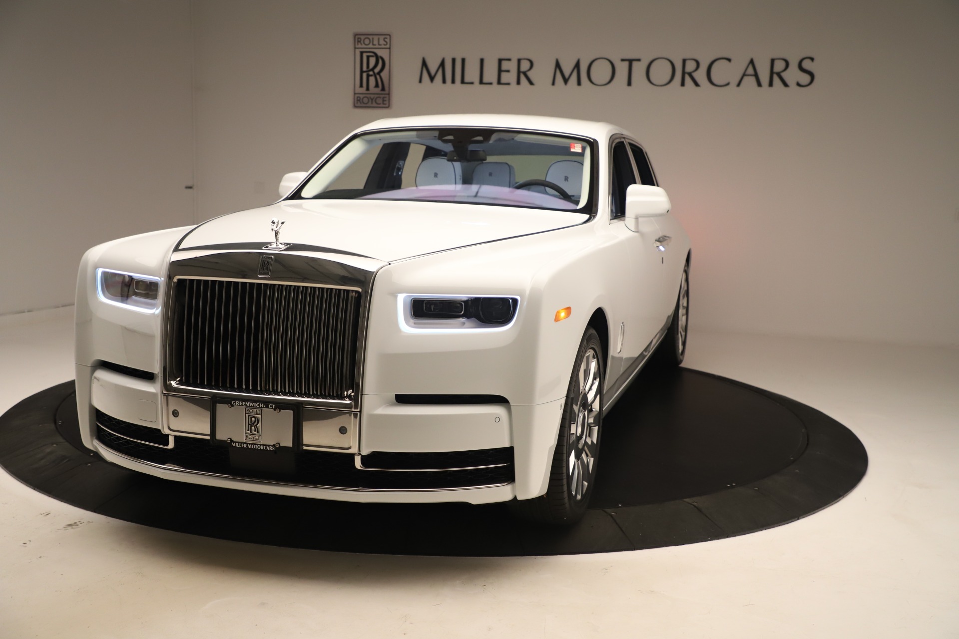 2020 Rolls-Royce Phantom, 2/20