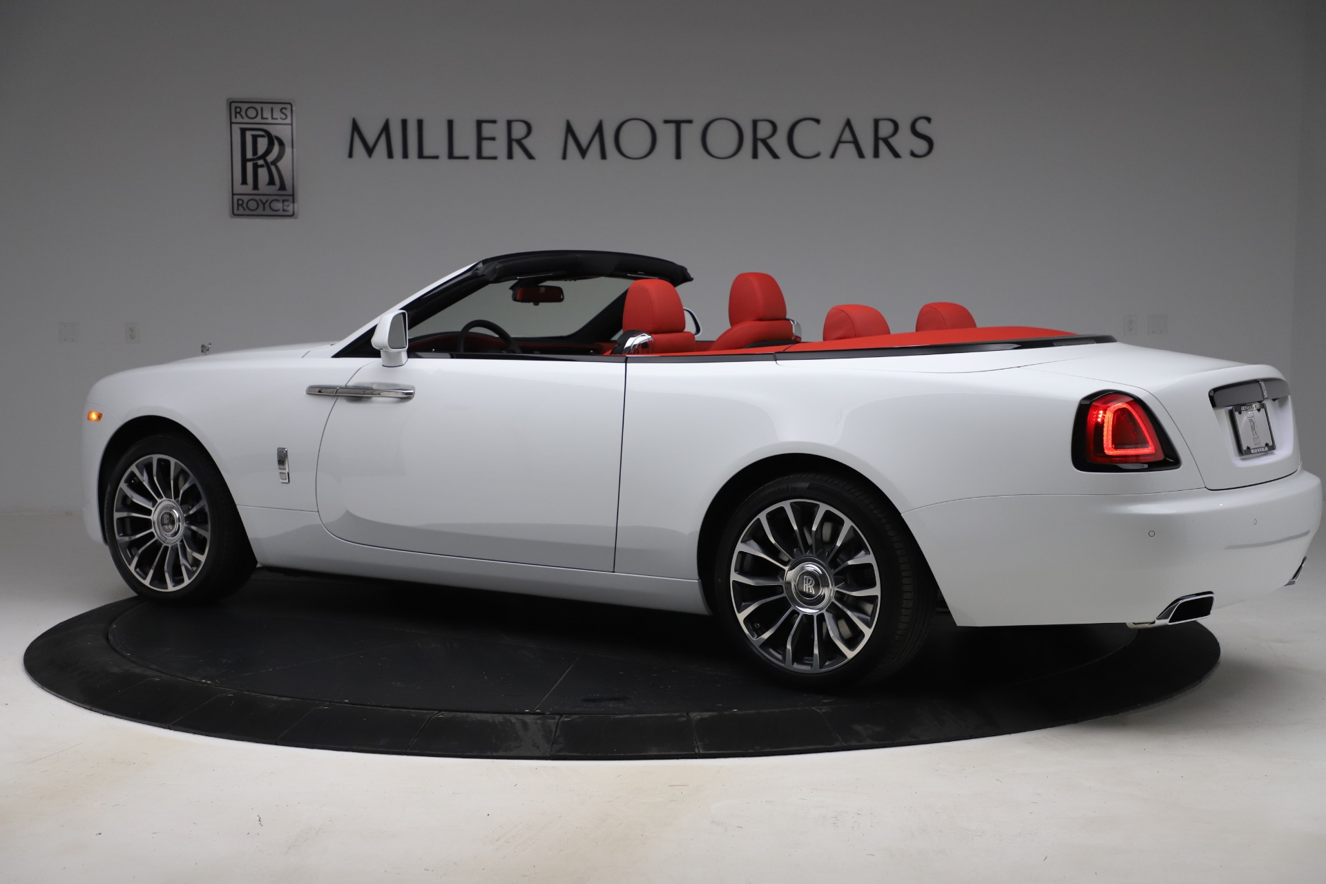 2020 Rolls-Royce Dawn, 3/20