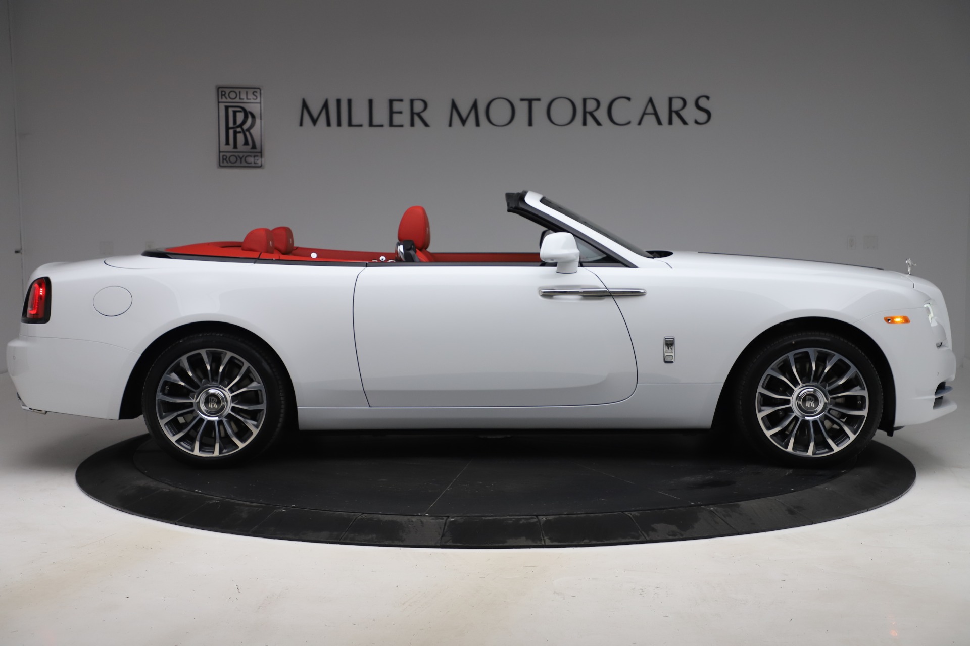2020 Rolls-Royce Dawn, 8/20