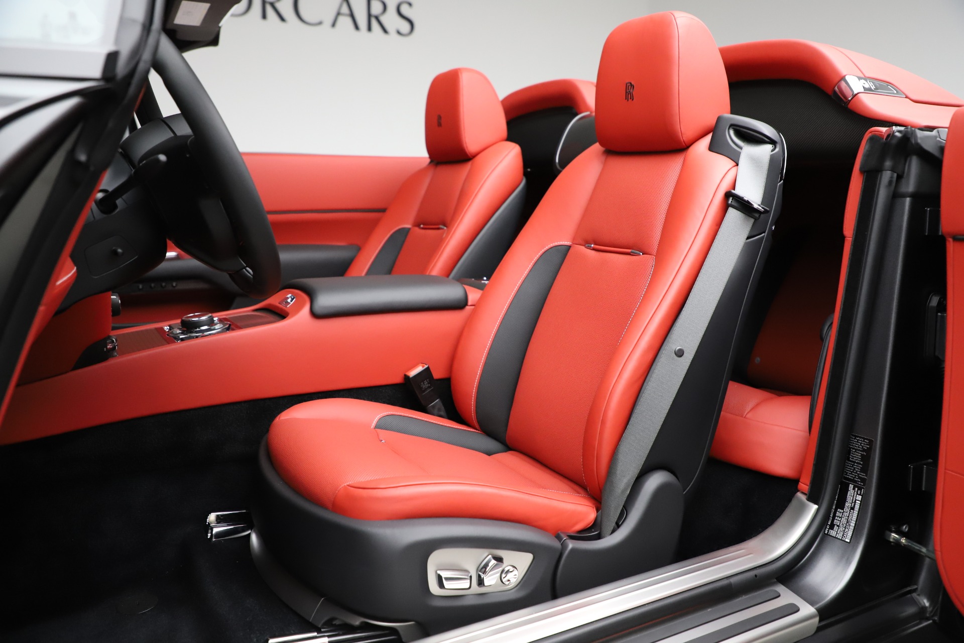 2020 Rolls-Royce Dawn Black Badge, 18/20