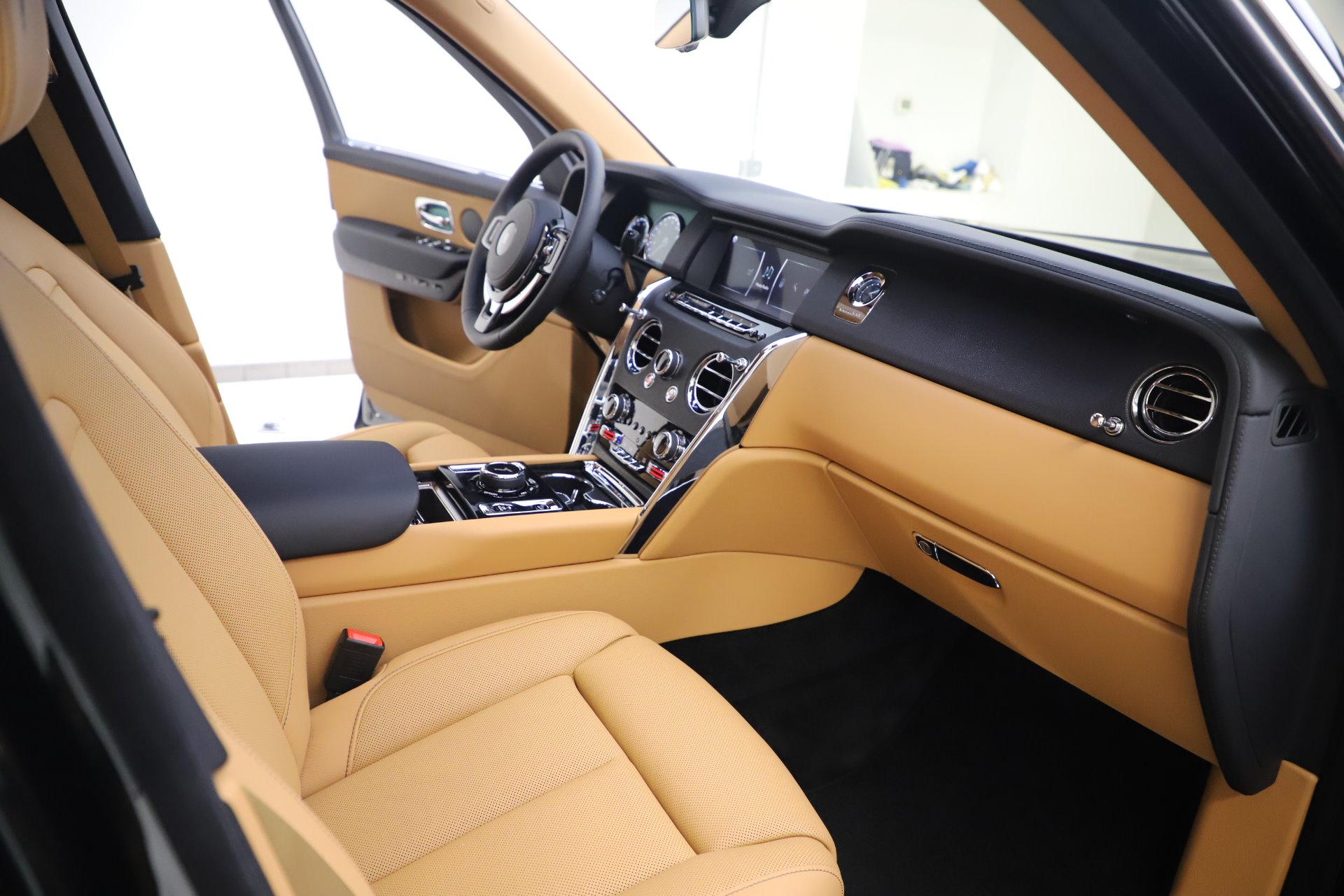 2020 Rolls-Royce Cullinan, 8/20