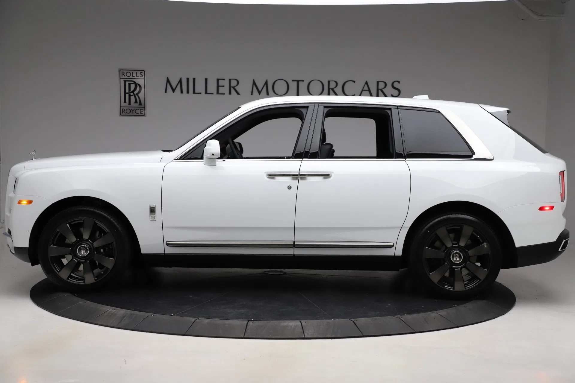 2020 Rolls-Royce Cullinan for sale, exterior