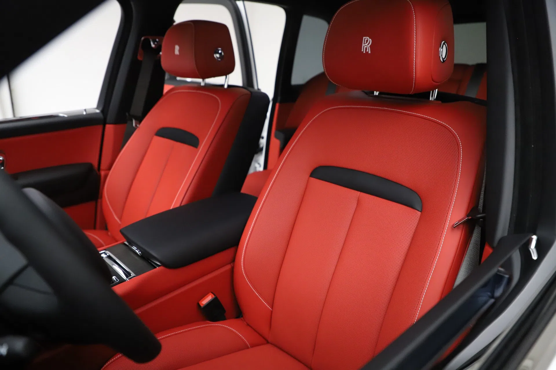 2020 Rolls-Royce Cullinan interior, seats