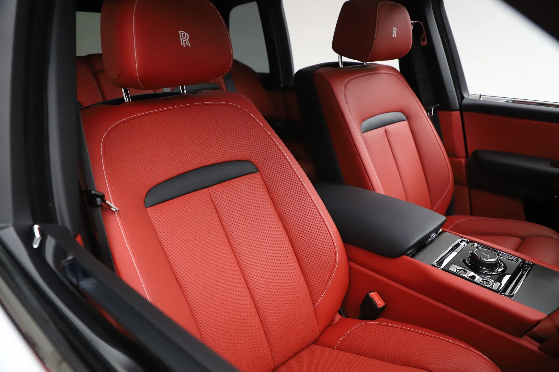 2020 Rolls-Royce Cullinan interior, seats