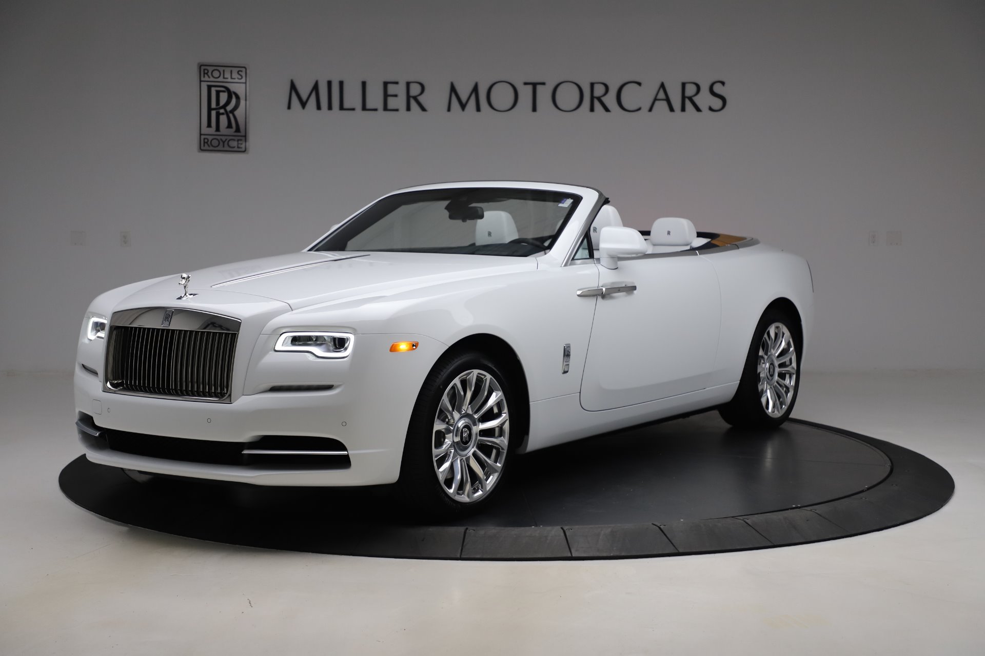 2020 Rolls-Royce Dawn, 3/20