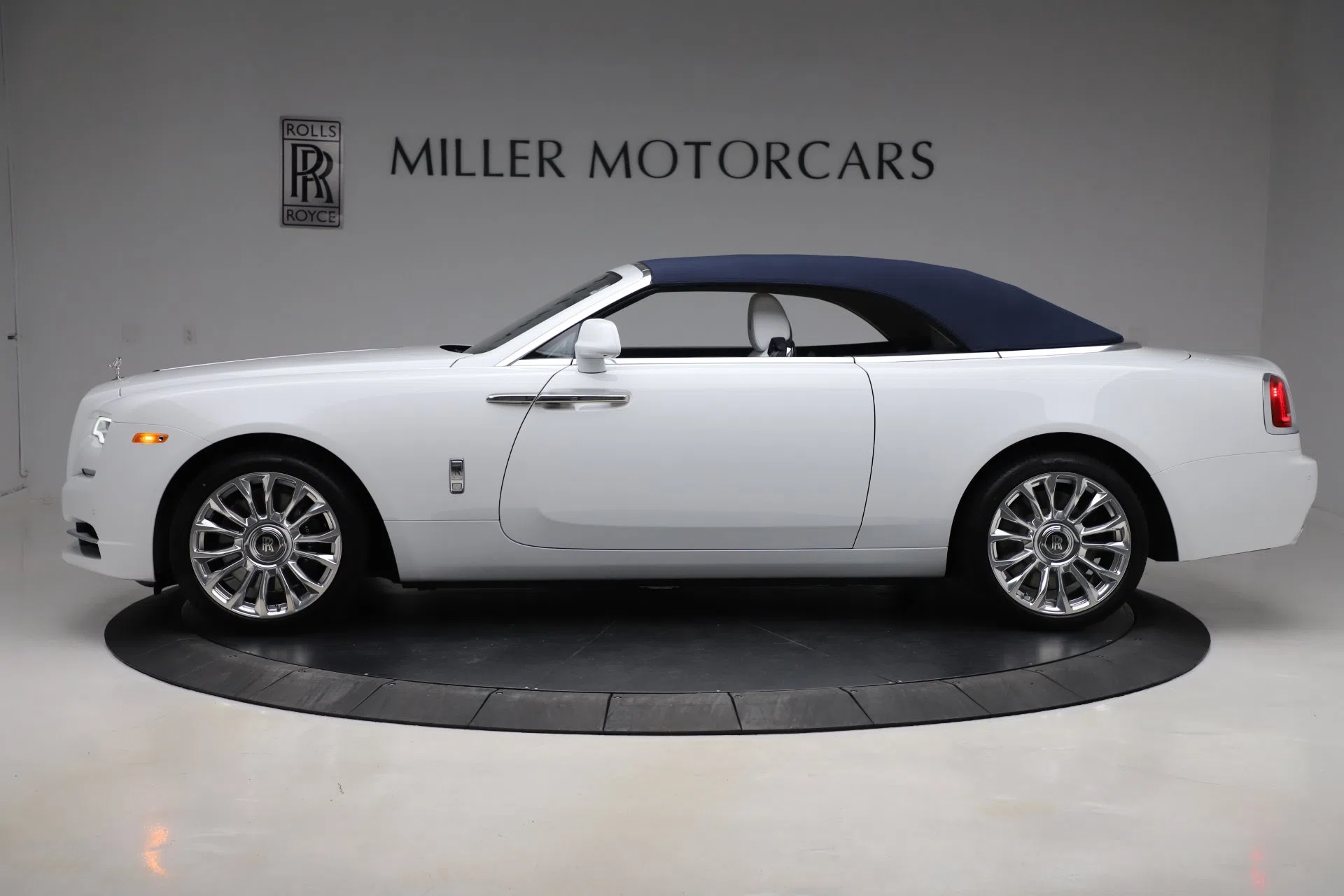 2020 Rolls-Royce Dawn for sale, exterior