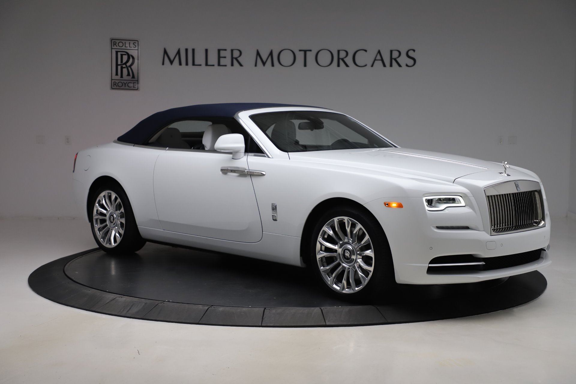 2020 Rolls-Royce Dawn, 13/20