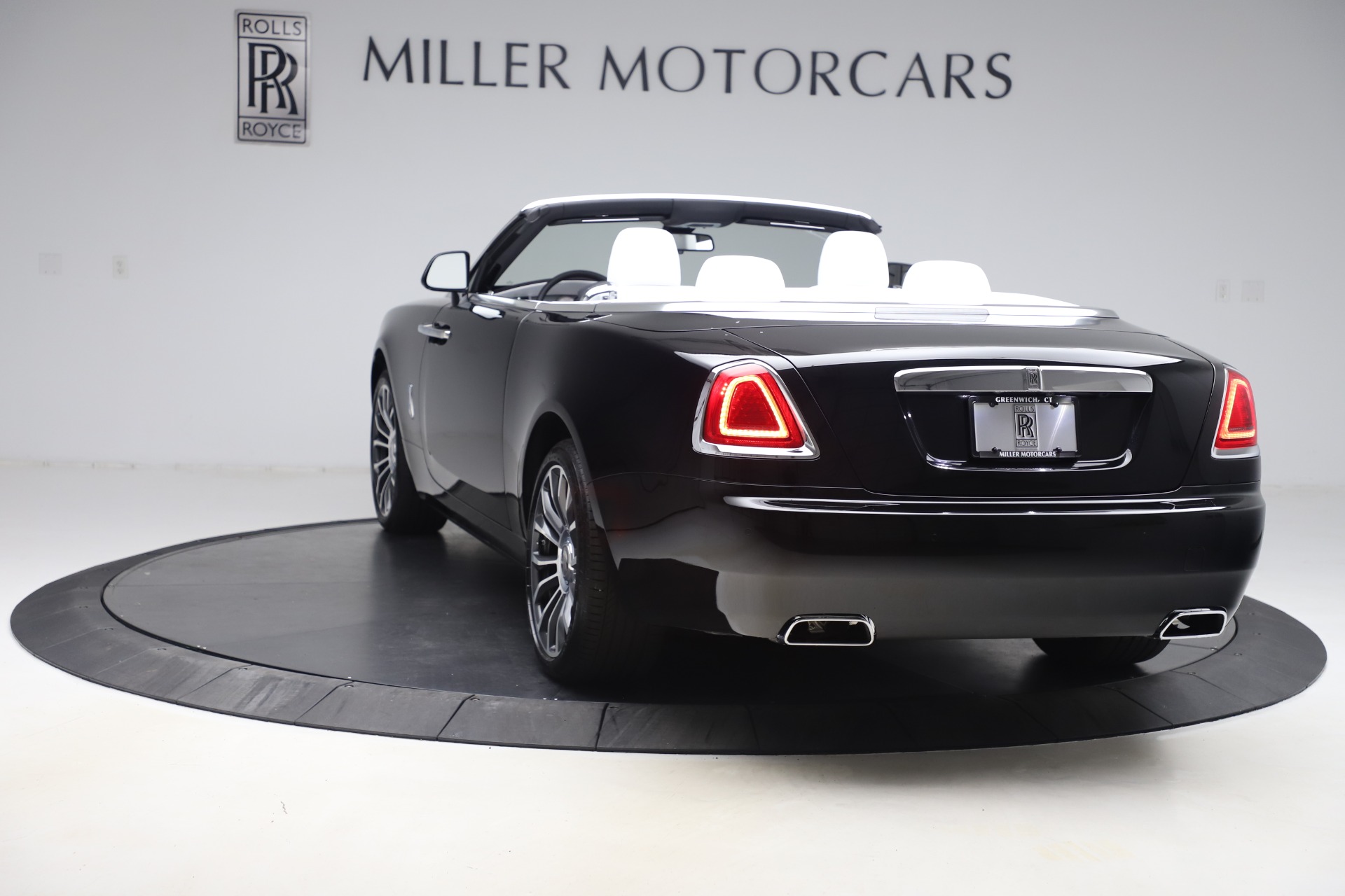 2020 Rolls-Royce Dawn Base, 4/20