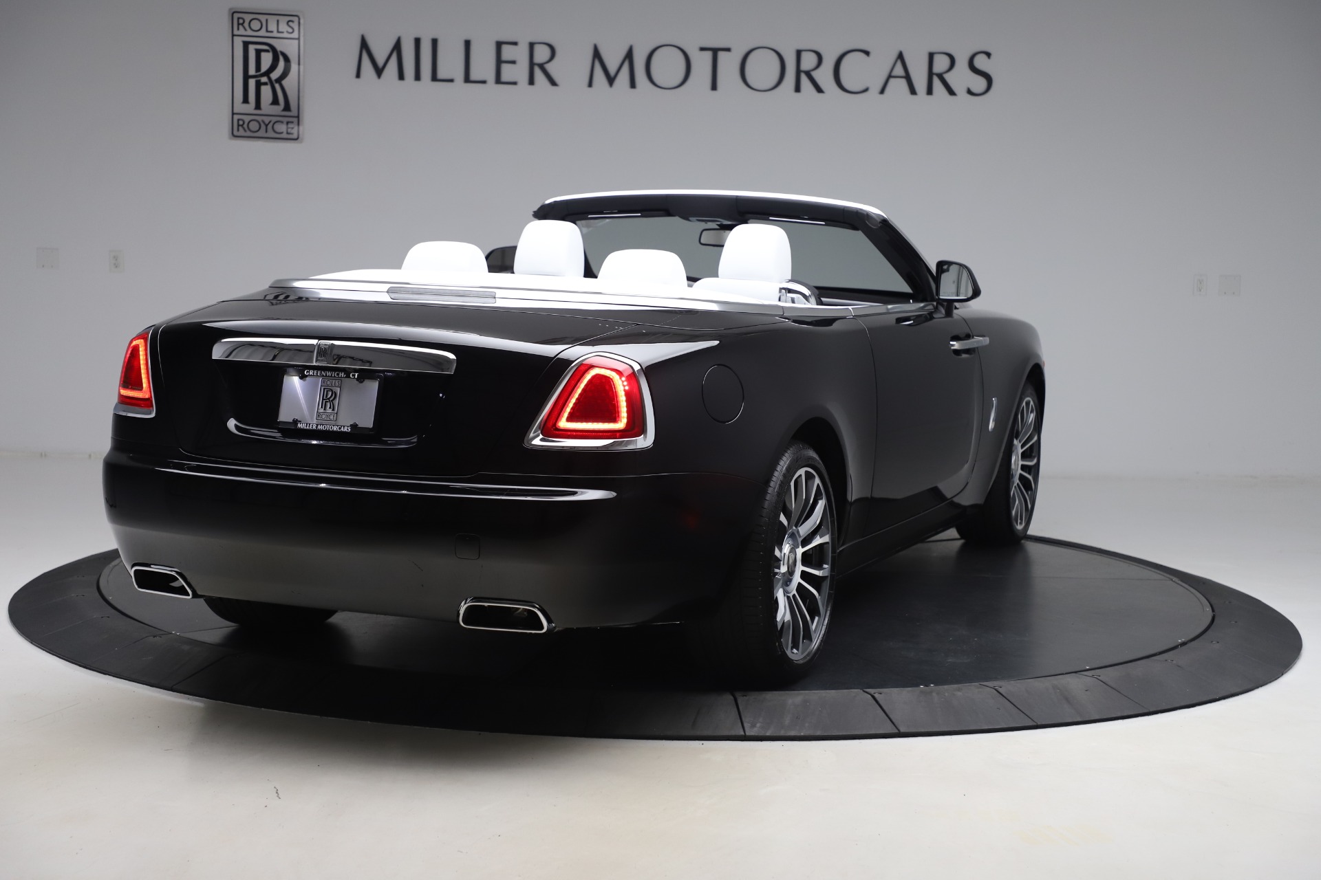 2020 Rolls-Royce Dawn Base, 6/20