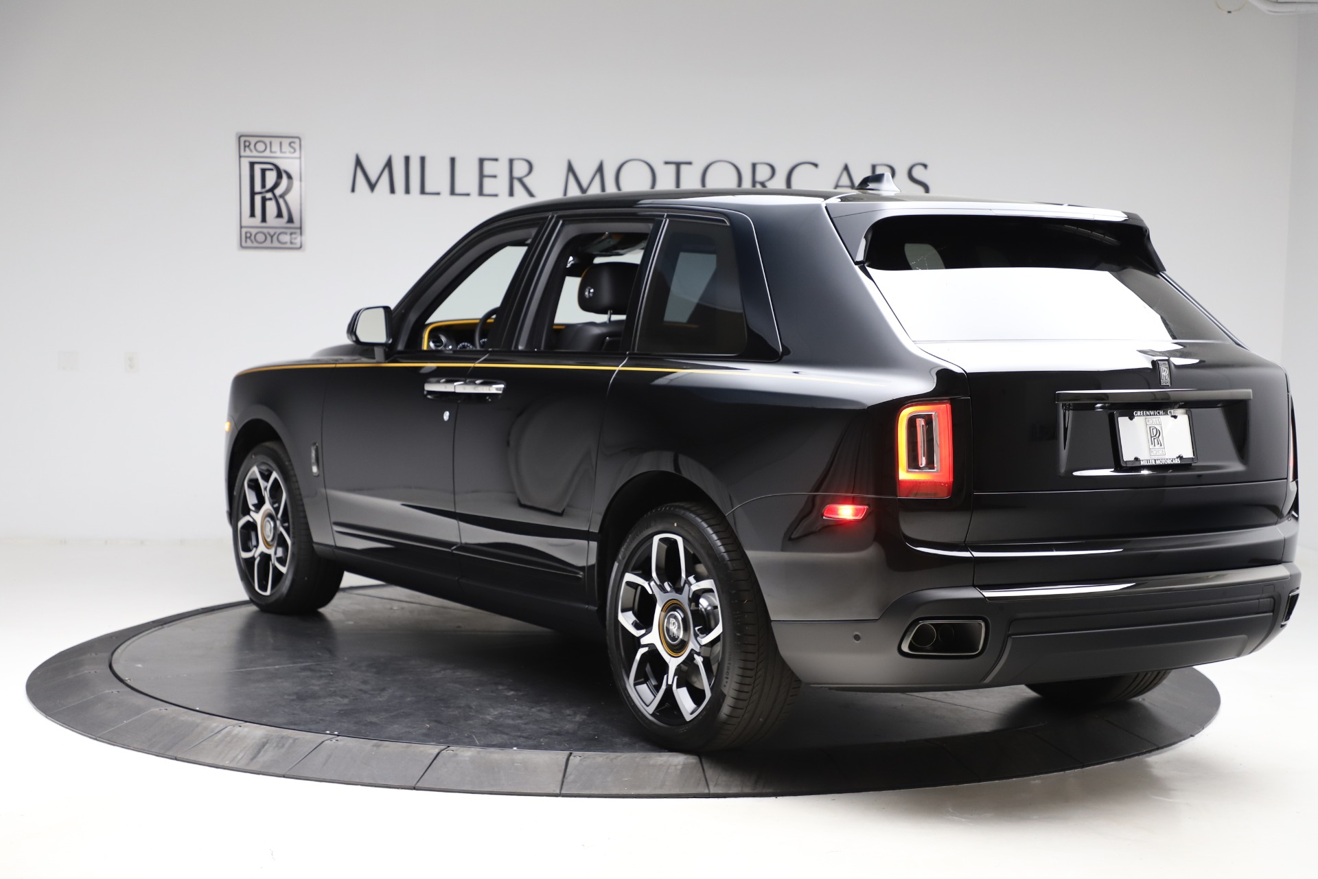 2020 Rolls-Royce Cullinan Black Badge, 4/20