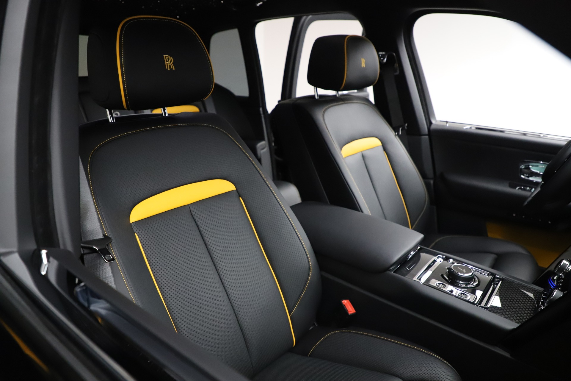 2020 Rolls-Royce Cullinan Black Badge, 10/20