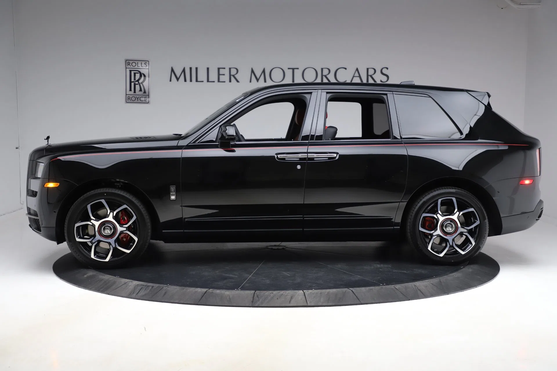 2020 Rolls-Royce Cullinan Black Badge for sale, exterior