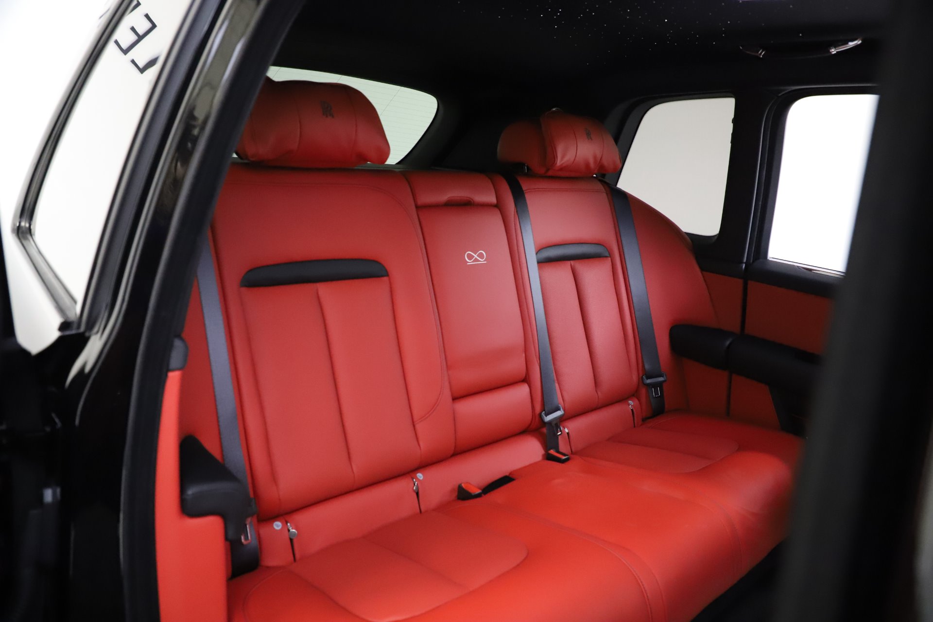 2020 Rolls-Royce Cullinan Black Badge, 12/20